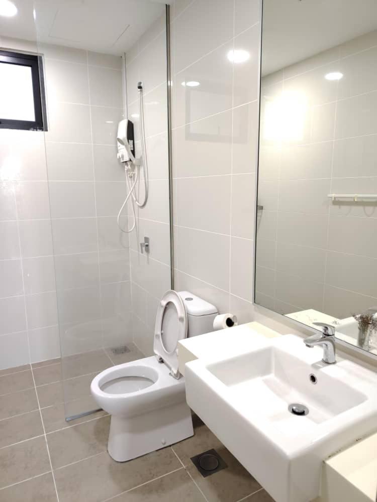 Cityview Midvalley Southkey Mosaic 2BR2FREE 16F By Natol