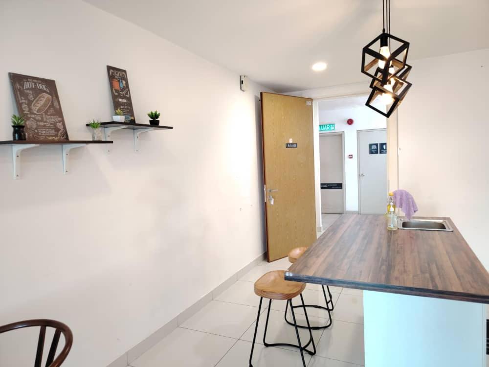 Cityview Midvalley Southkey Mosaic 2BR2FREE 16F By Natol