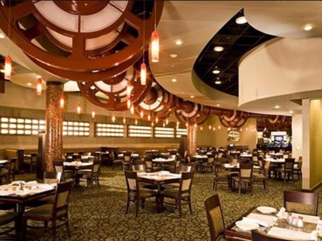 Eastside Cannery Casino Hotel view 3