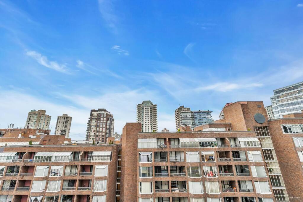 Beautiful City Two Beds Suite with Free Parking