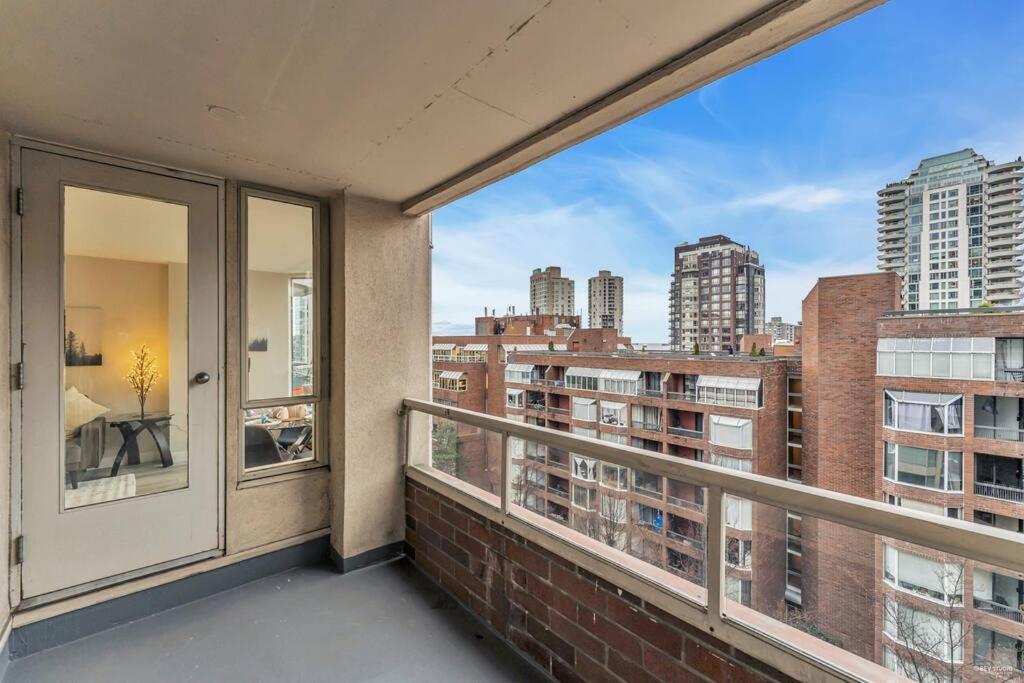 Beautiful City Two Beds Suite with Free Parking