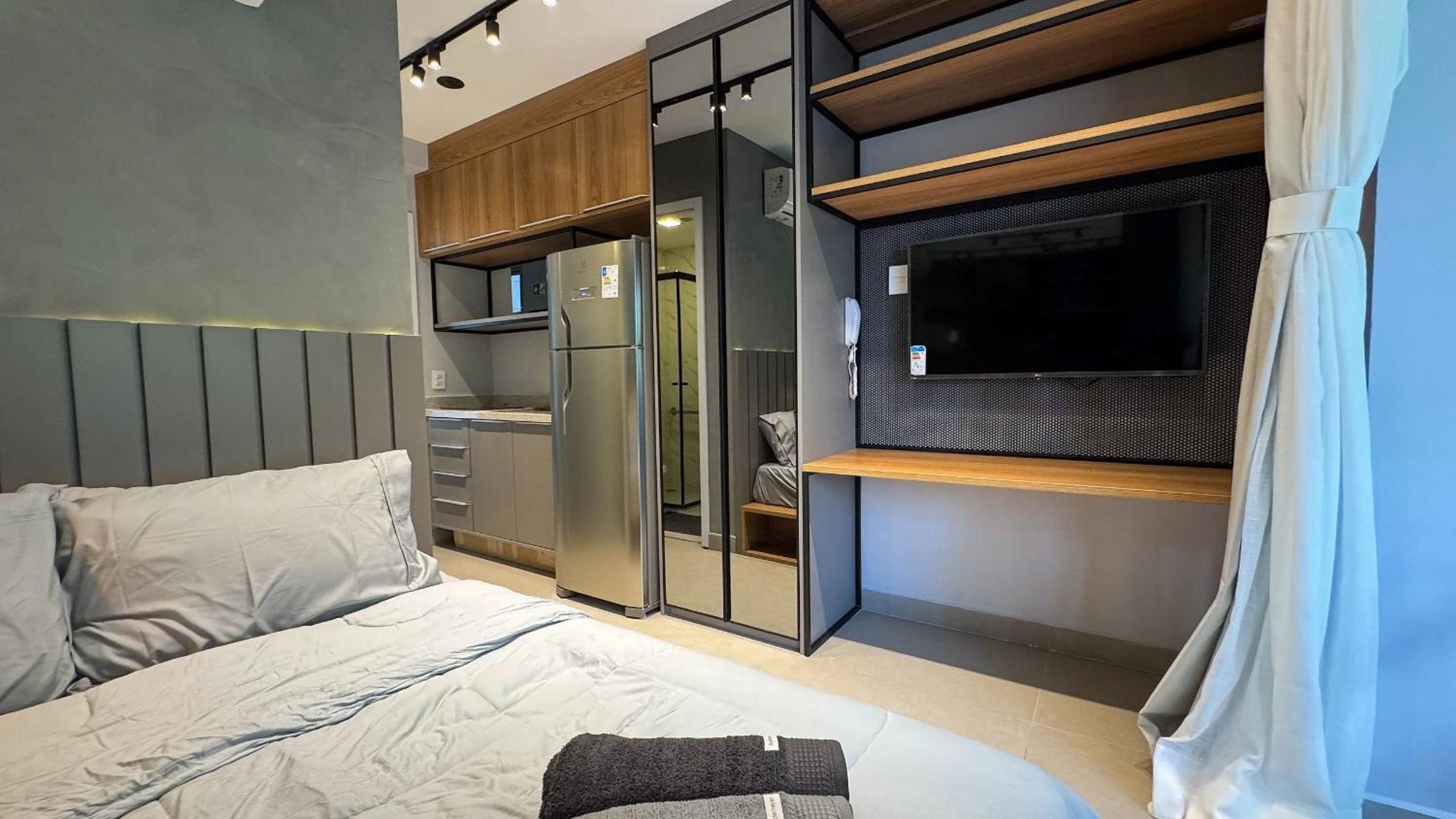 Handy Paraíso condominium with pool next to Ibirapuera