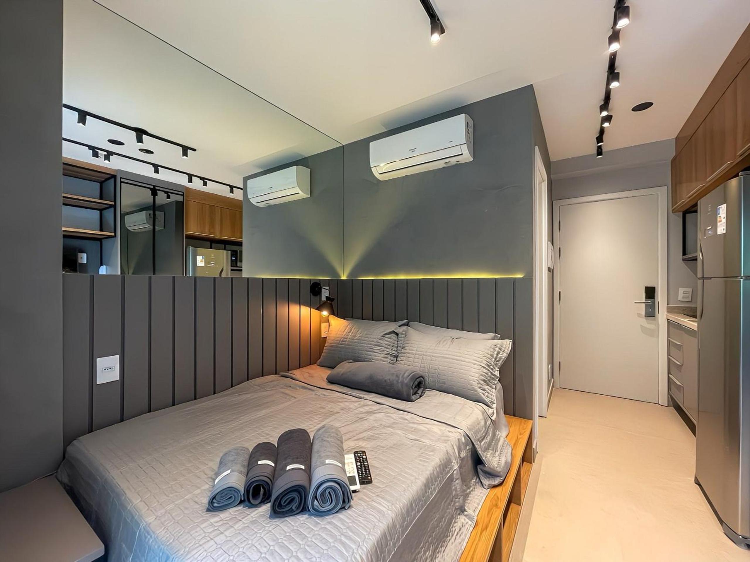 Handy Paraíso condominium with pool next to Ibirapuera