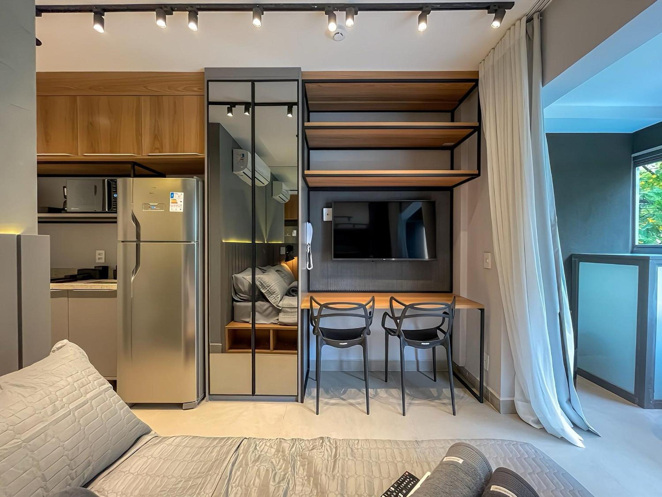 Handy Paraíso condominium with pool next to Ibirapuera