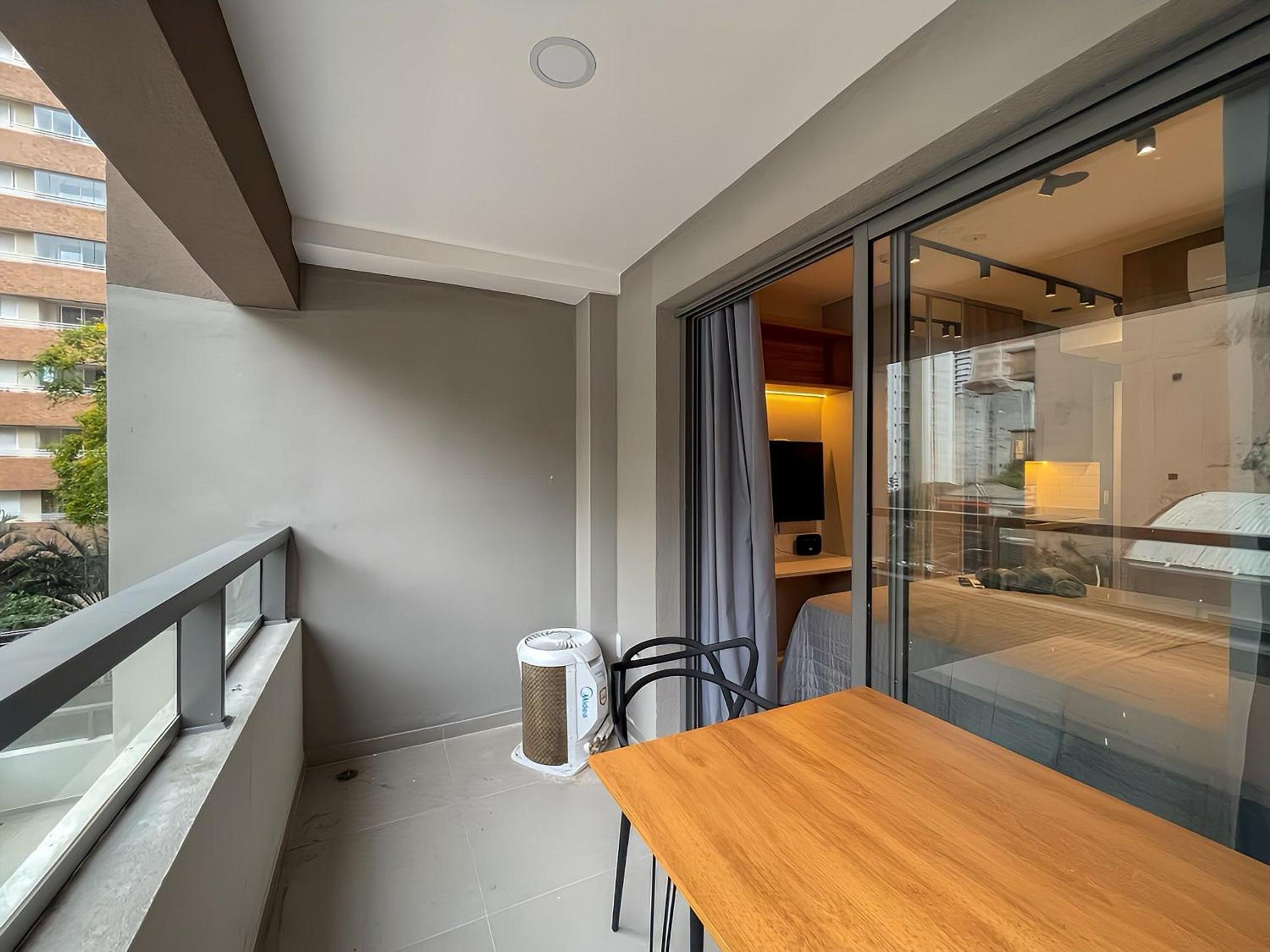 Handy Paraíso condominium with pool next to Ibirapuera
