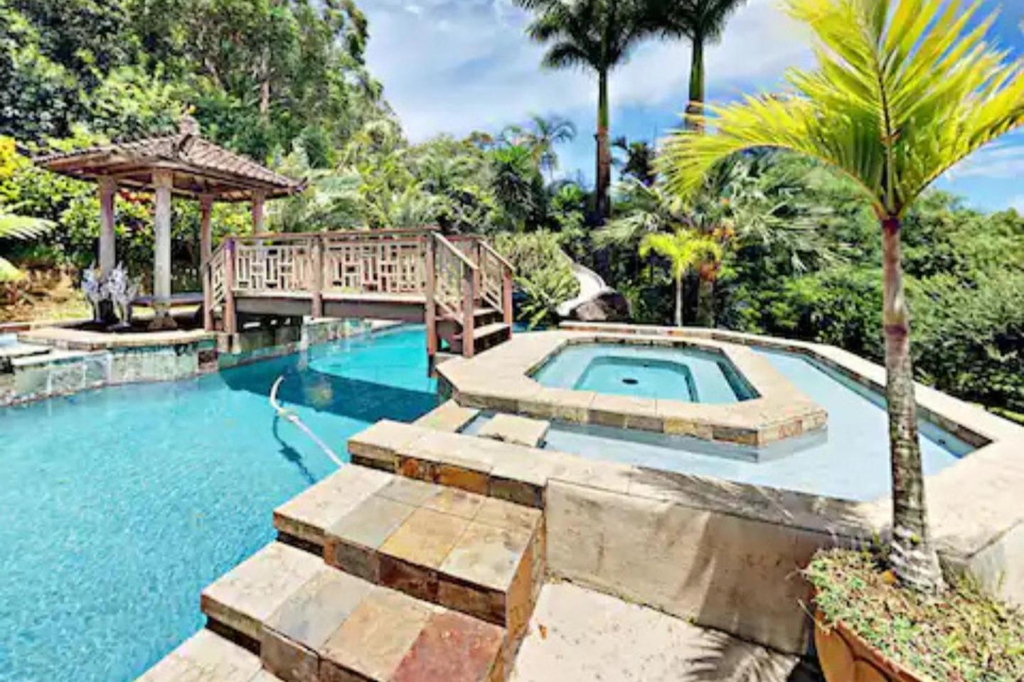 Hawaiian Dream Temple