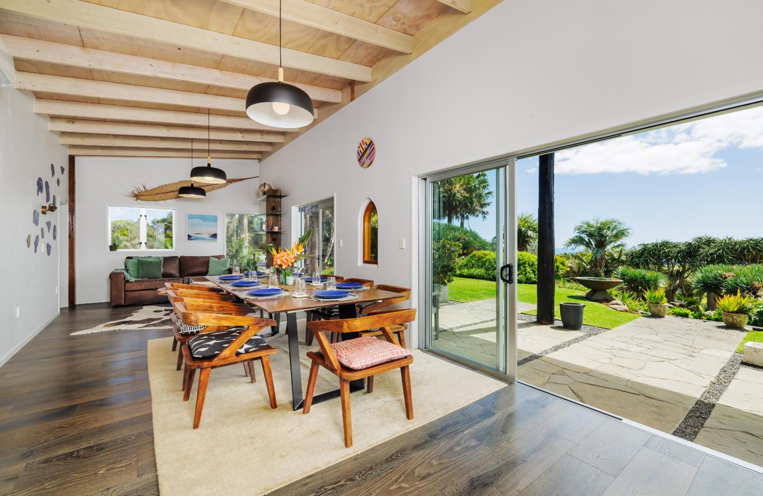 The Green House - Bay of Islands Holiday Home