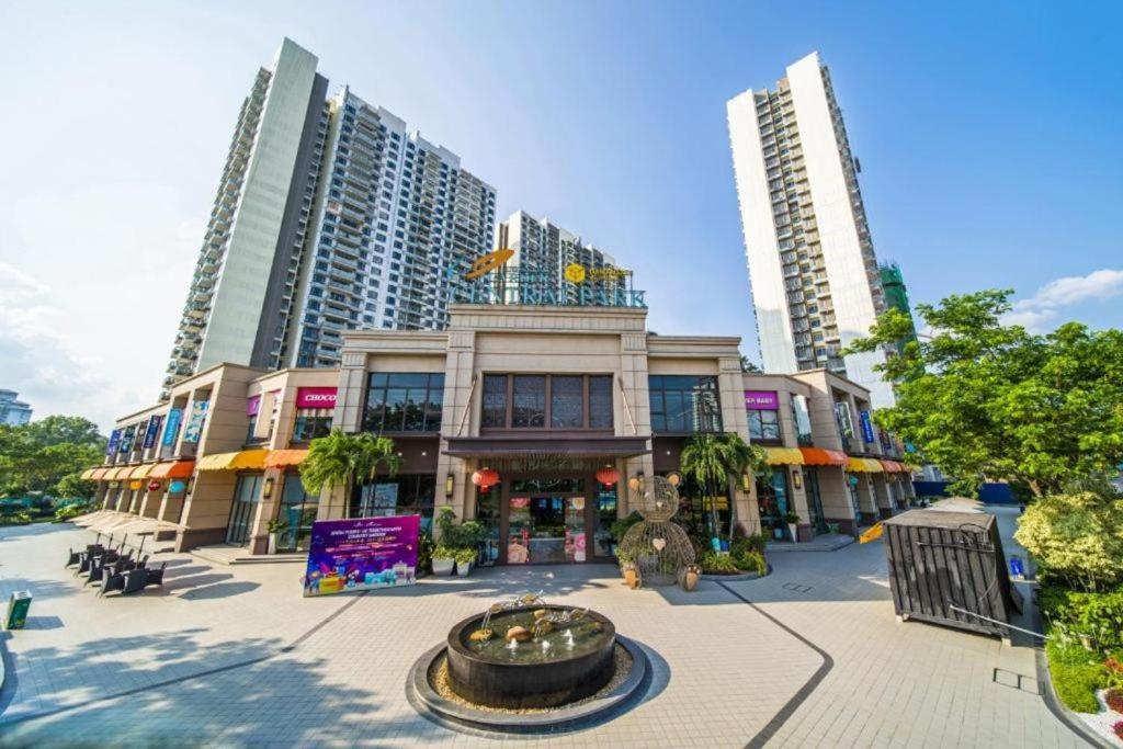 Cityview 2BR Country Garden Danga Bay - Natol