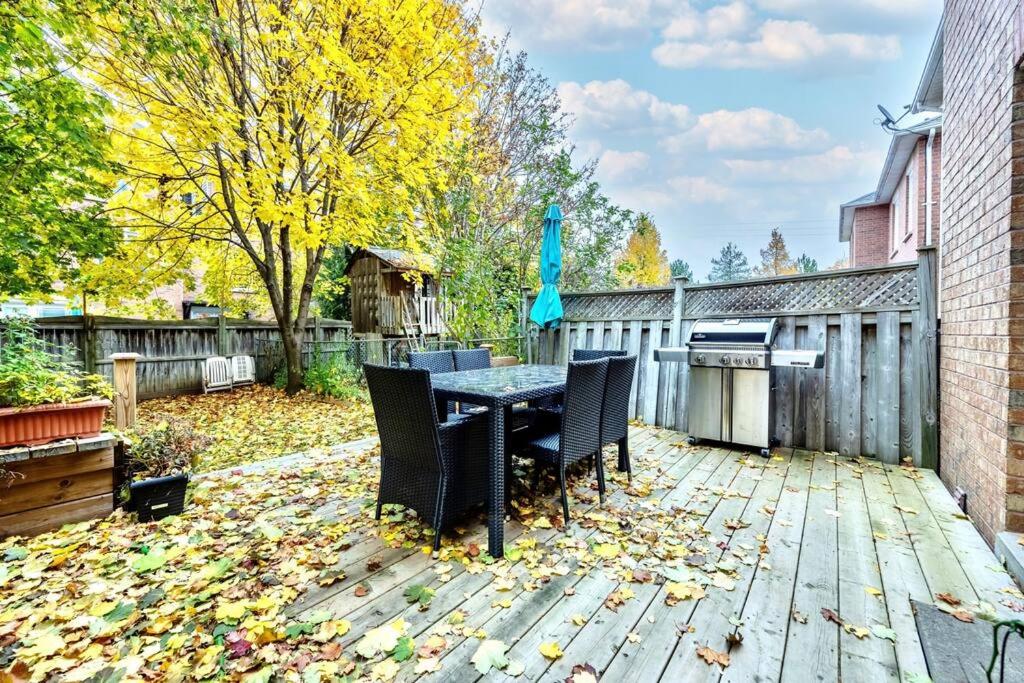 Cheerful Home, 4 Beds, Free Parking