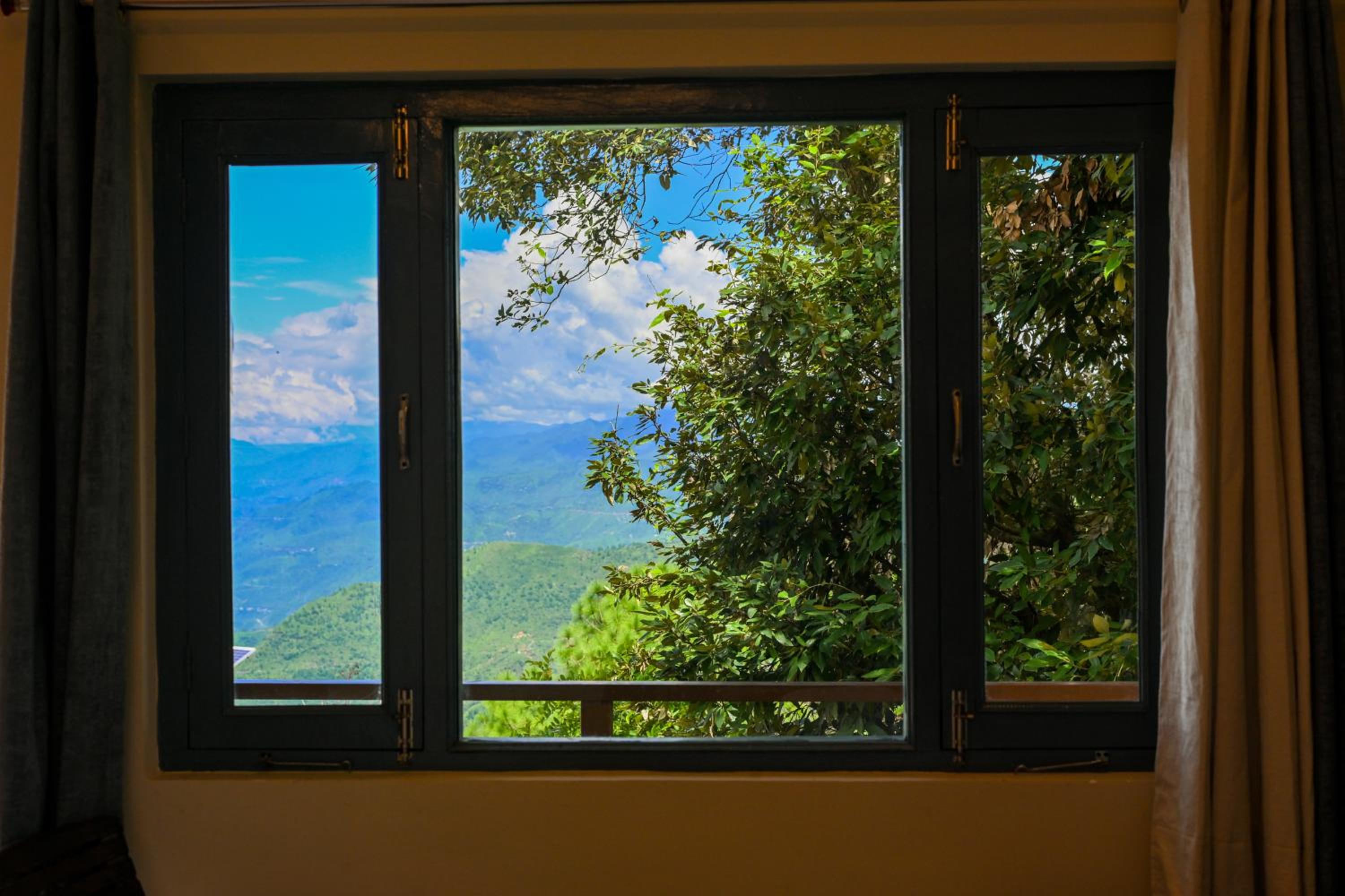 11 Gaon Homestay Lansdowne view 3