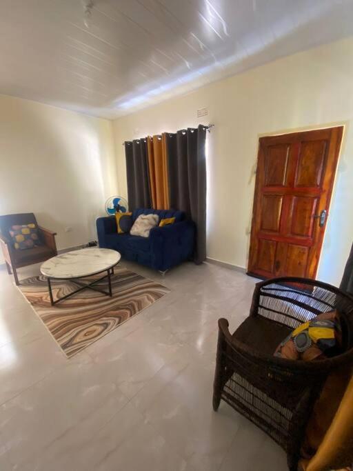 Natulu Apartment Livingstone