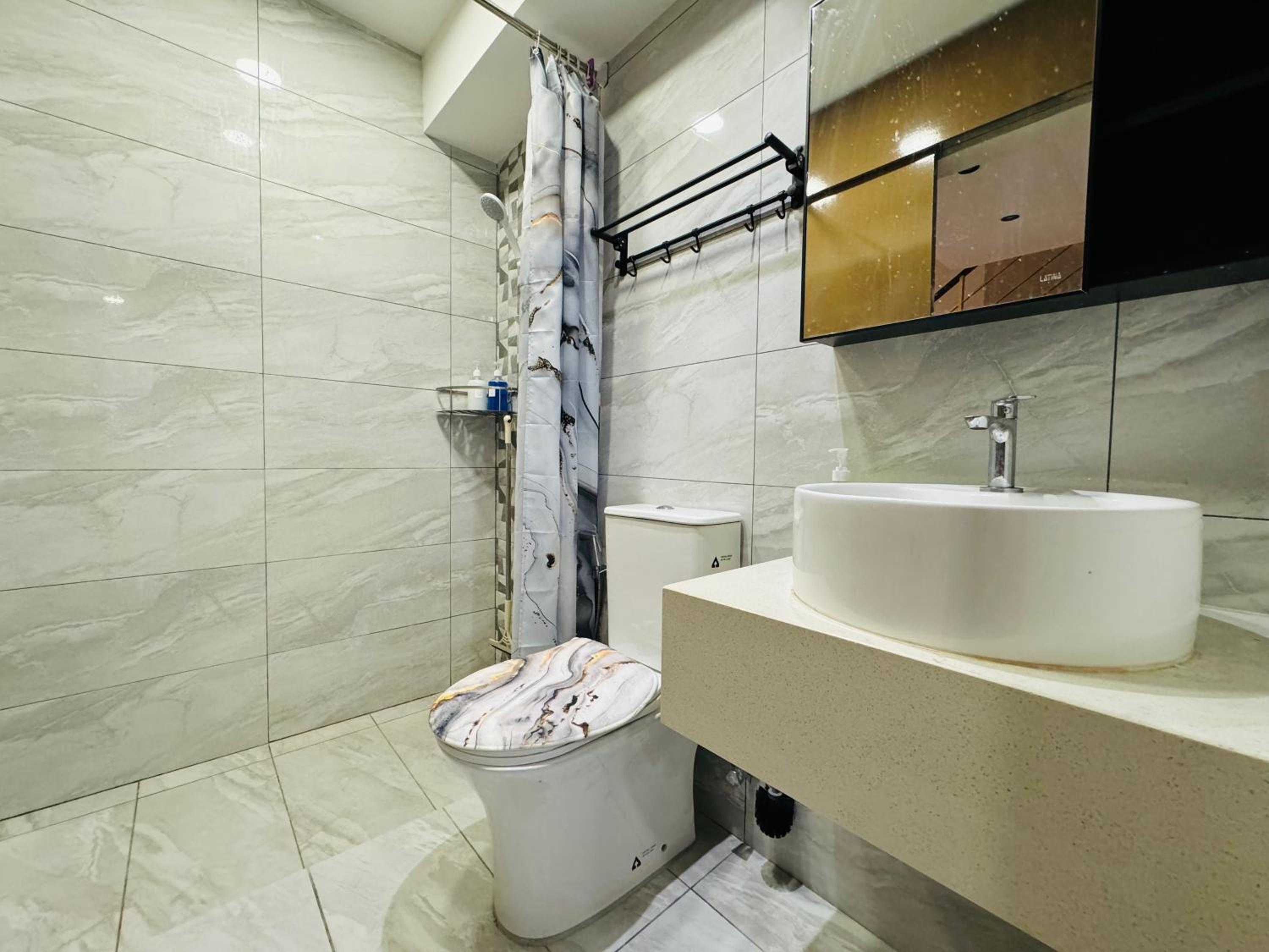 Arte Cheras Duplex by DeUrban