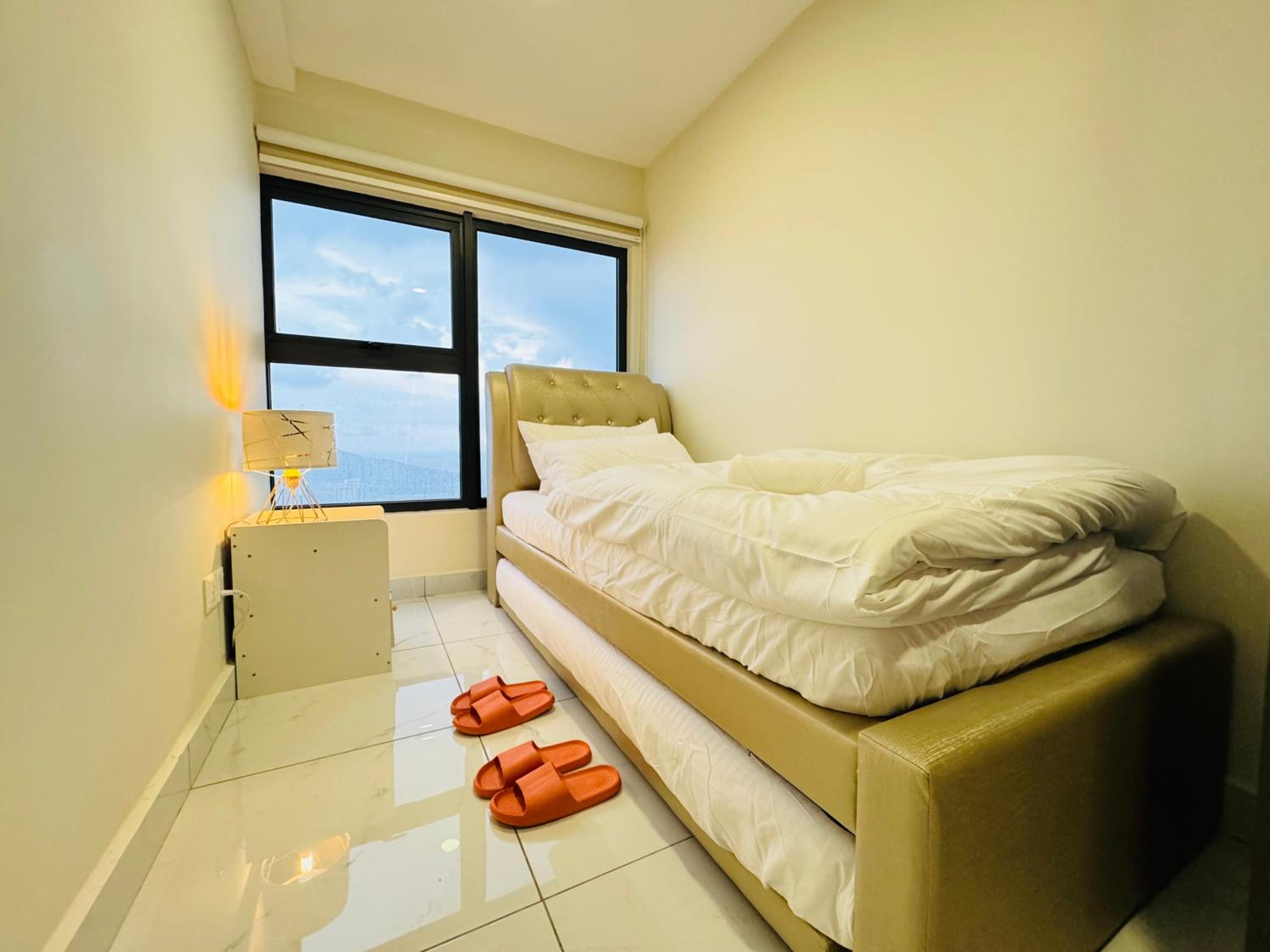 Arte Cheras Duplex by DeUrban