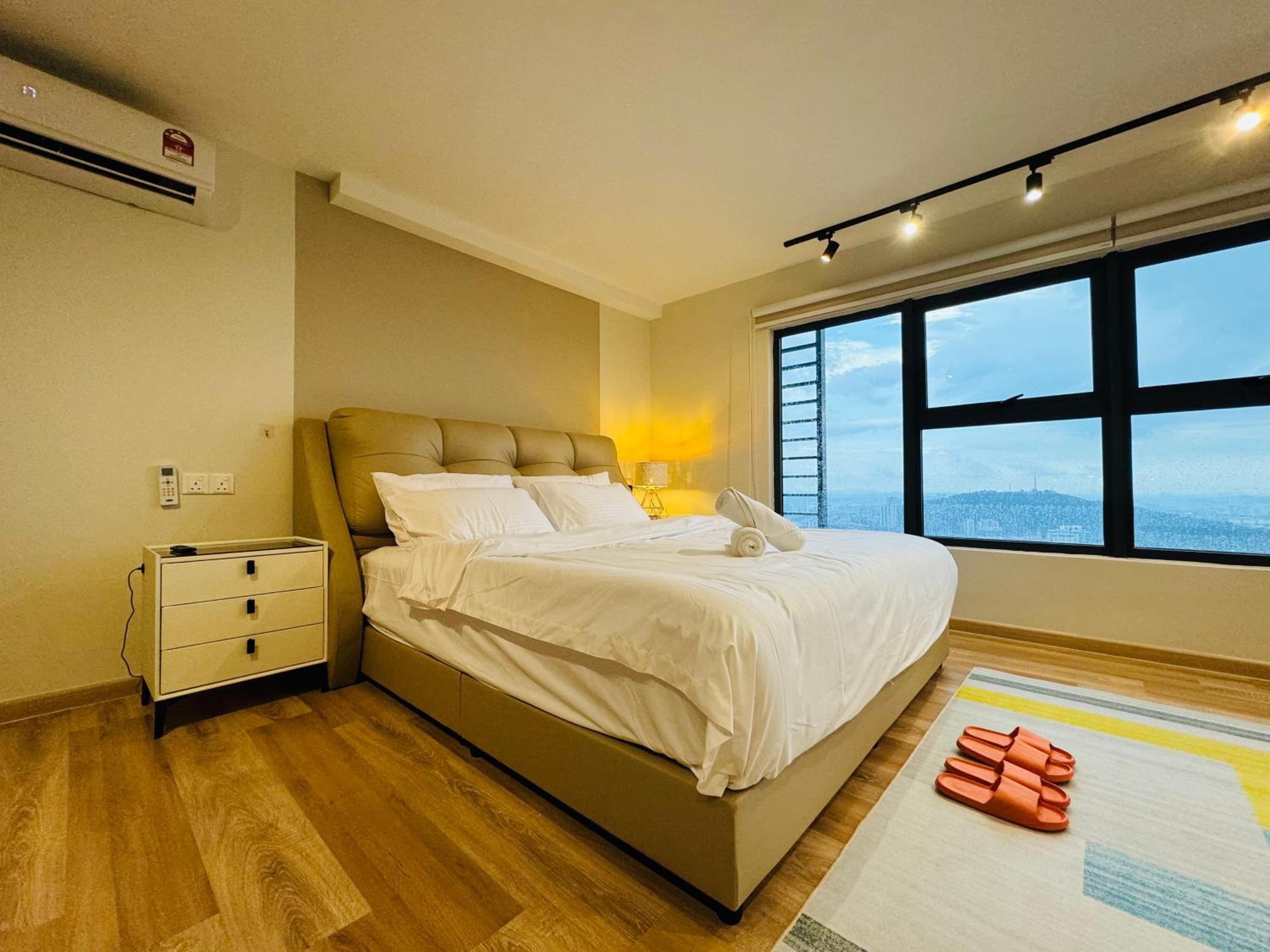 Arte Cheras Duplex by DeUrban