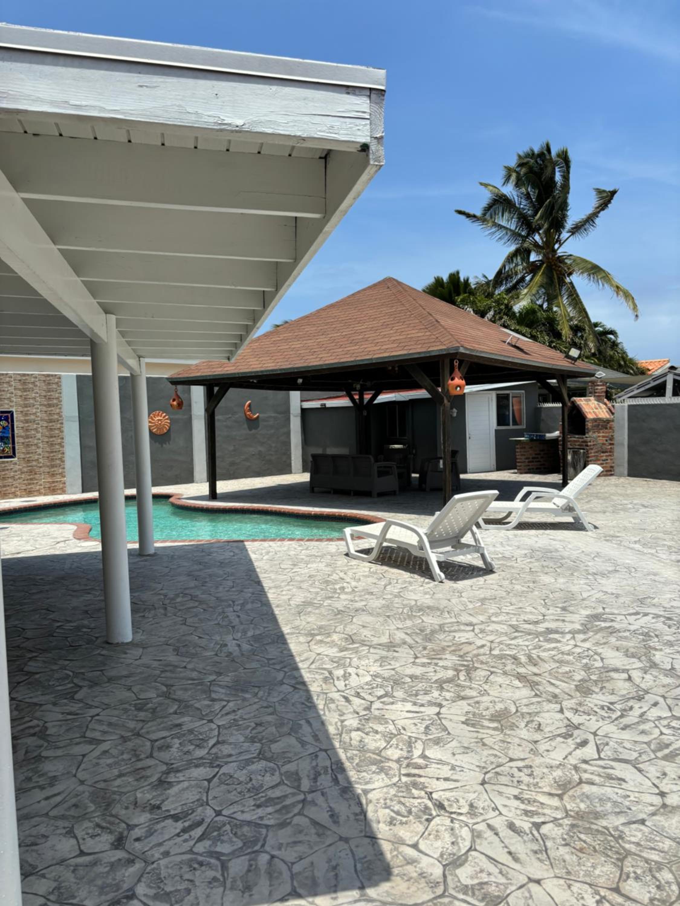 House with pool in Santa Cruz