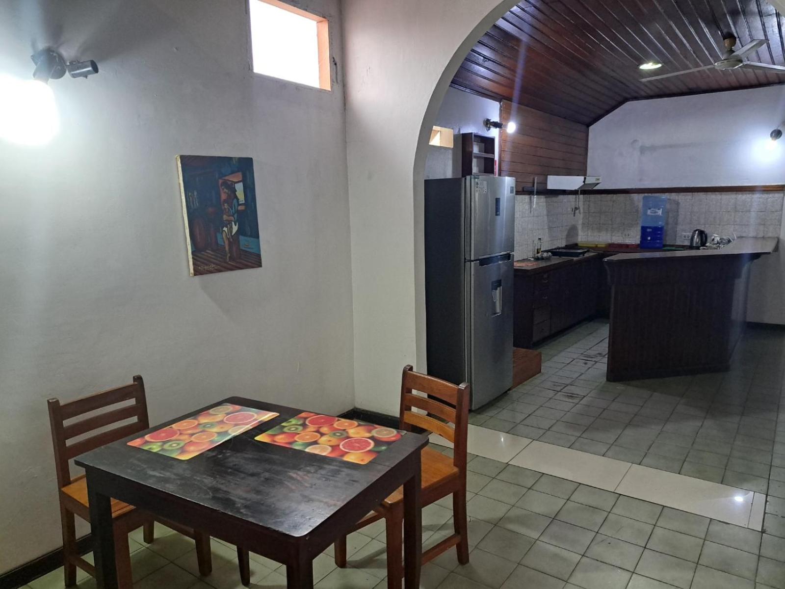 Caravel Hostal