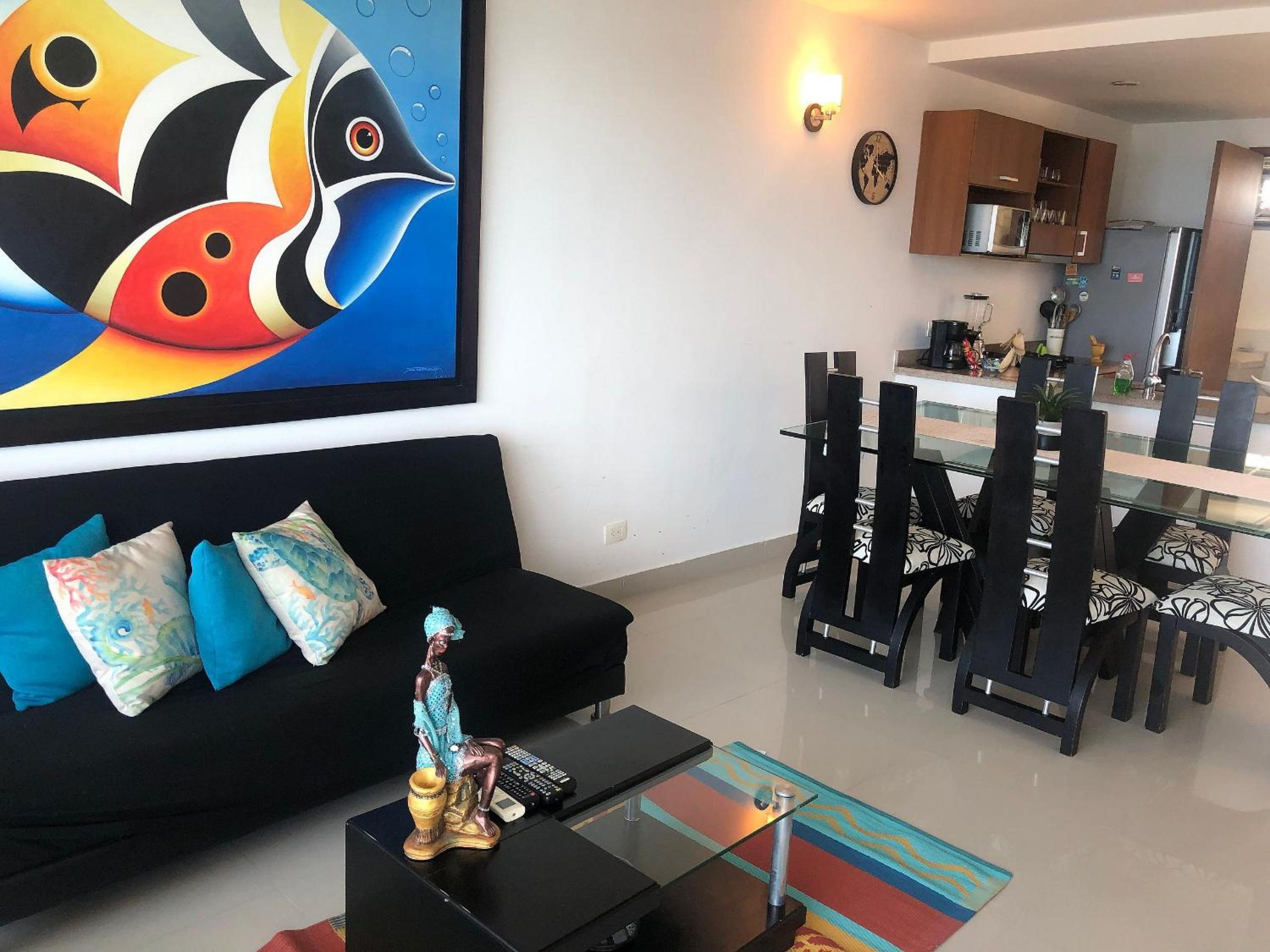 Amplios Aptos de Lujo Frente a la Playa a 5 Minutos del Centro y del Aeropuerto, en Edificio con Piscina, Jacuzzi, Sauna, Gimnasio, Turco y Seguridad las 2