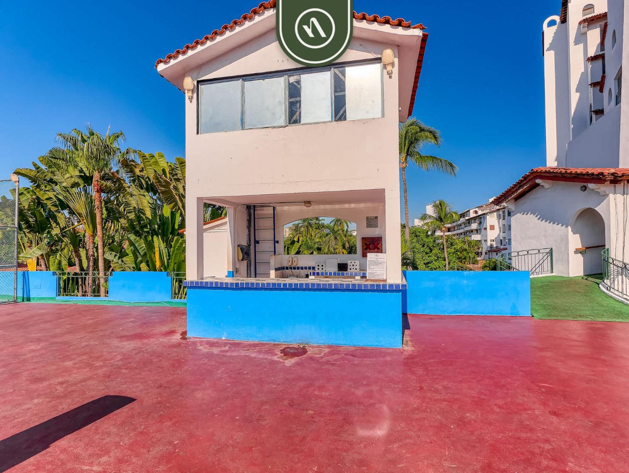 2 BR Condo in Hotel - Beach - Pools - Kids Club