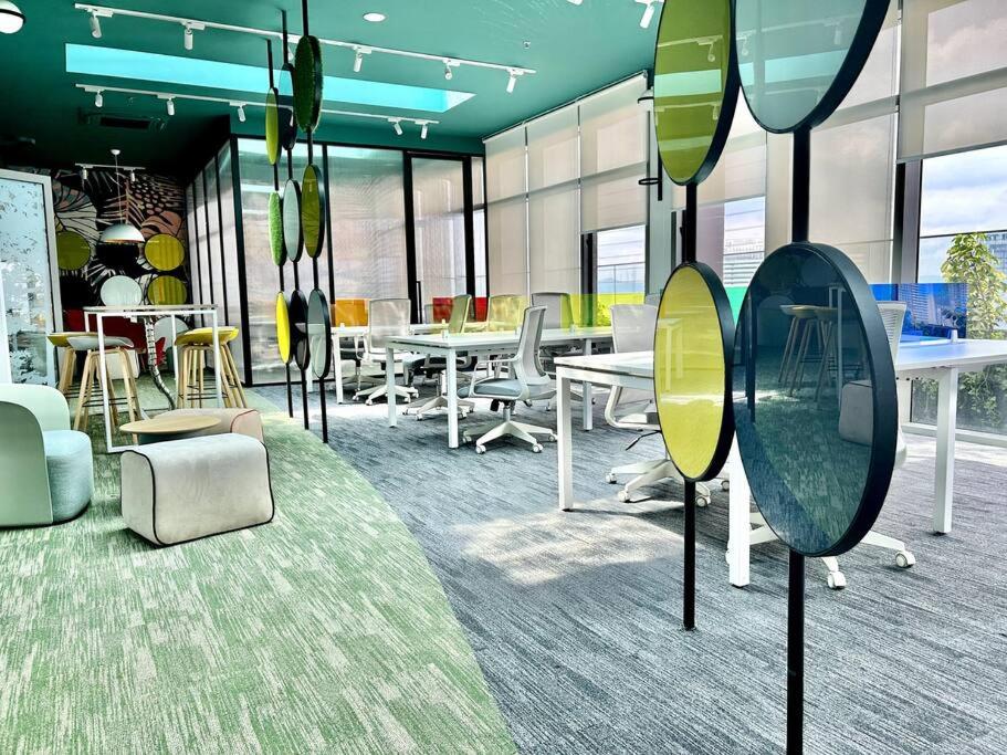 KL Sentral-Pool,Netflix,Gym,Monorail,Coworking,2pax