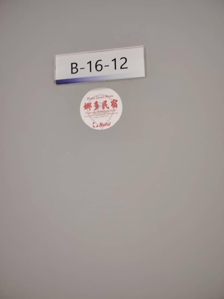 Paradigm Mall Platino Apartment 2BR 2FREE By Natol