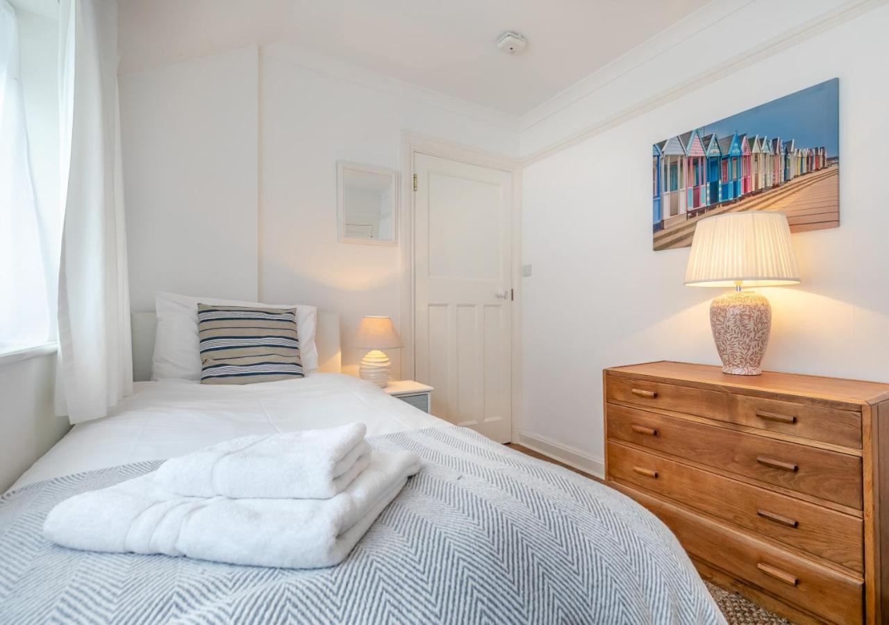 4 Bed in Pentewan oc-edghil