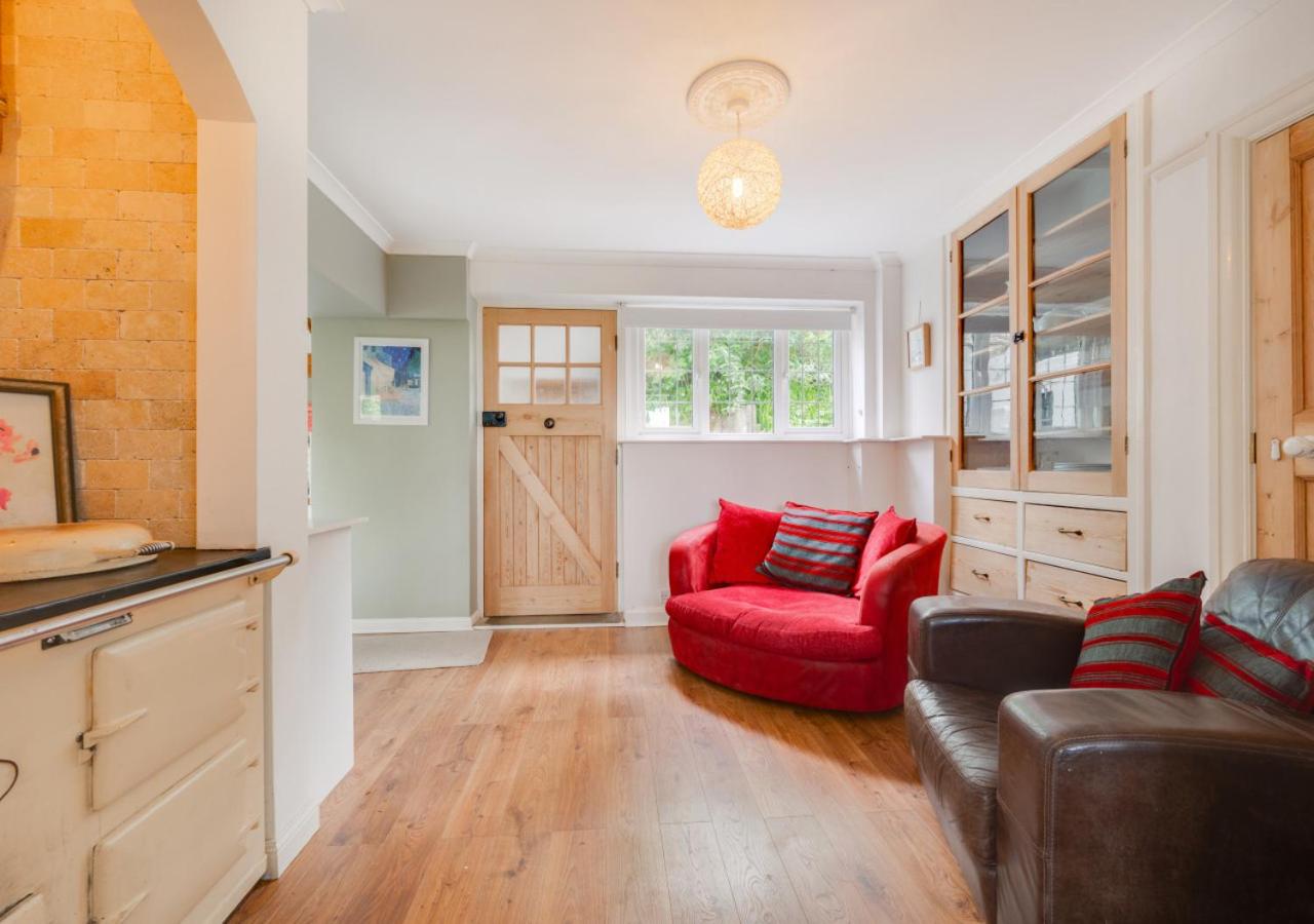 4 Bed in Pentewan oc-edghil