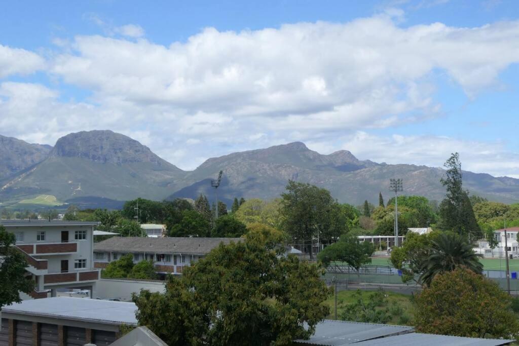 PAARL - The Heart of the Cape Winelands view 2