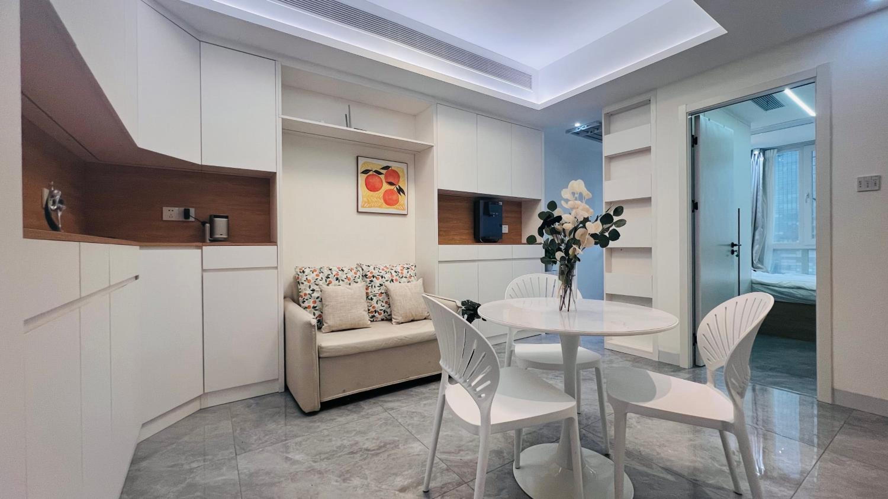 House of Great White Apartment