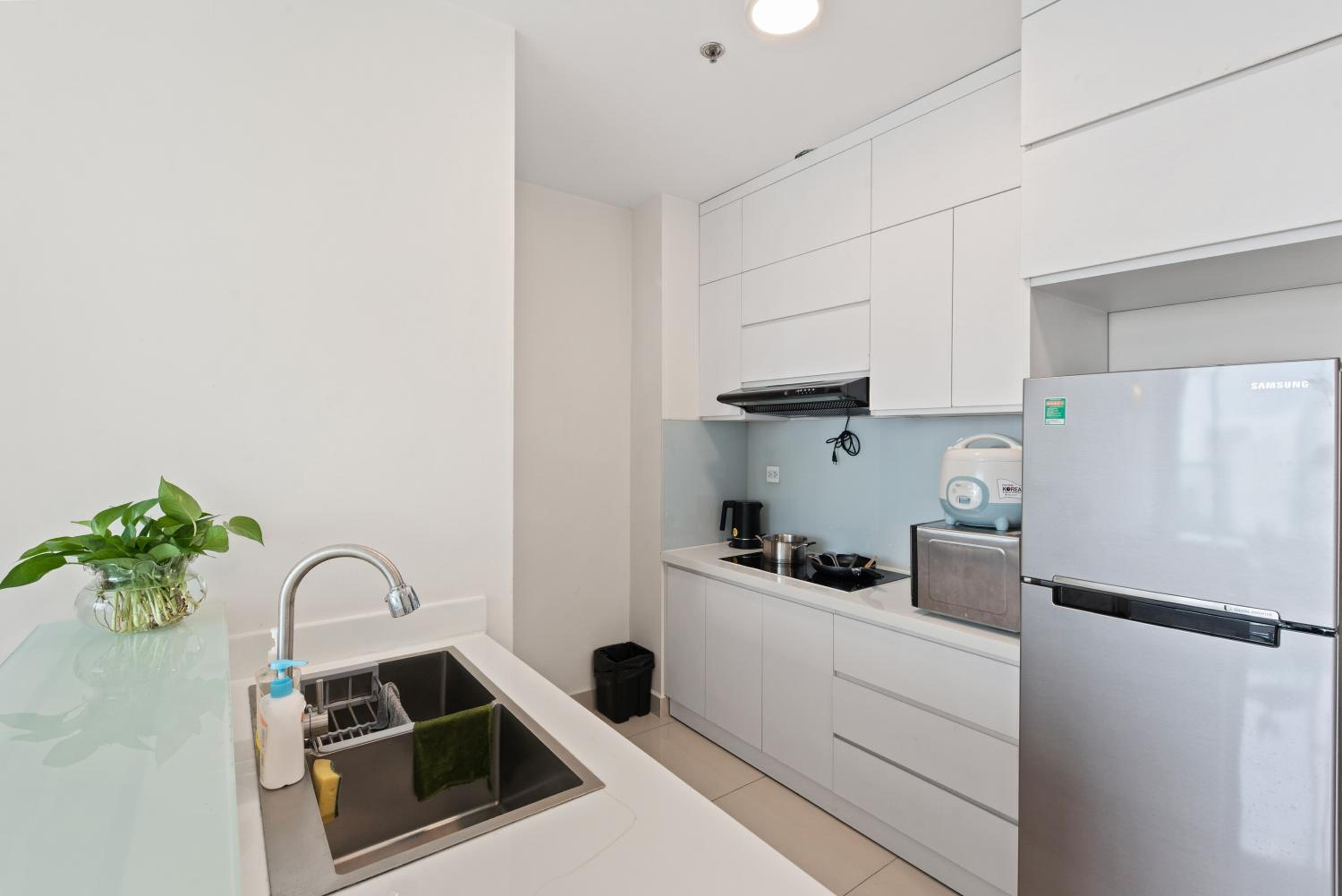 Sài Gòn Quận 4 - Căn Hộ Rivergate, Miễn Phí Hồ Bơi