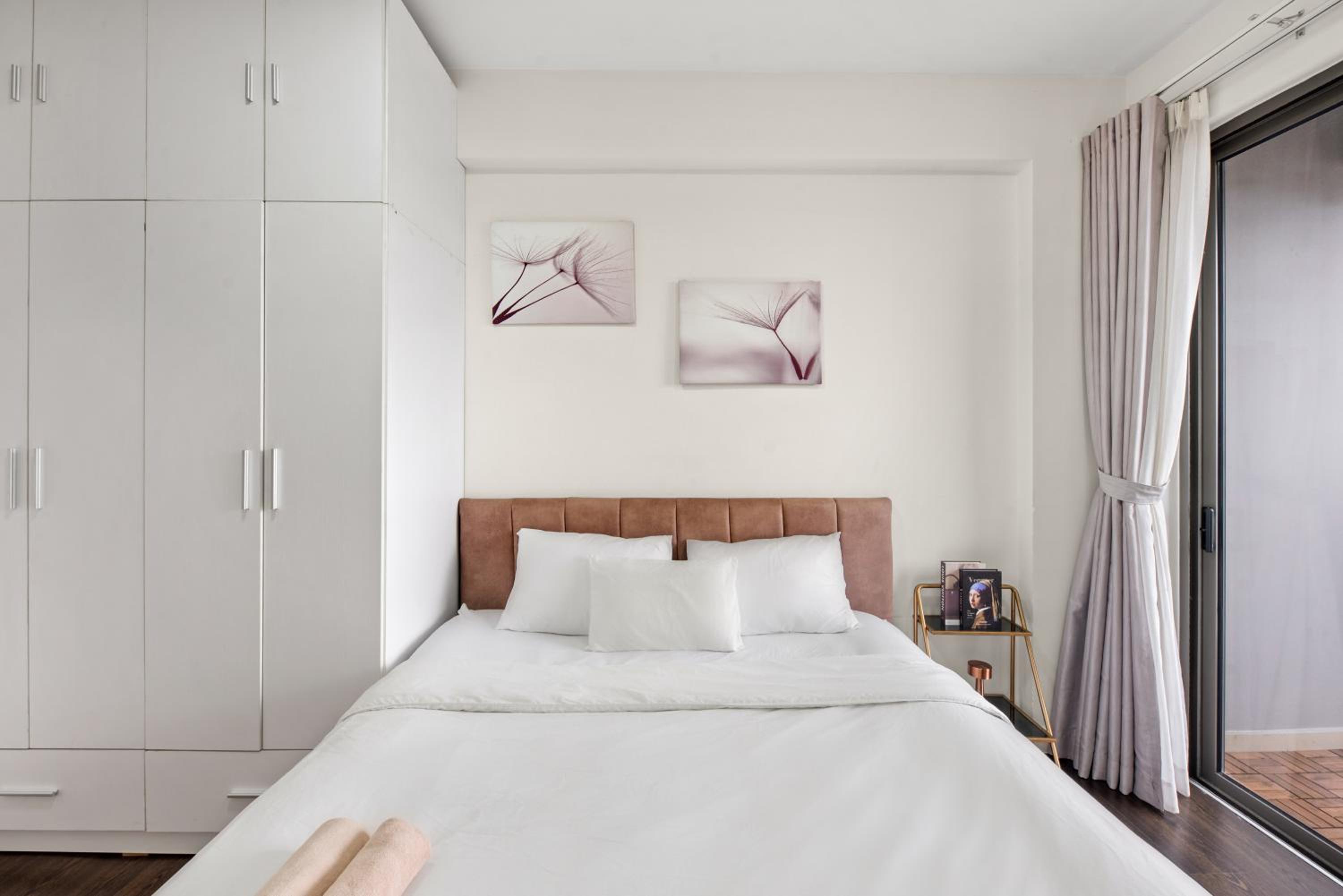 Sài Gòn Quận 4 - Căn Hộ Rivergate, Miễn Phí Hồ Bơi