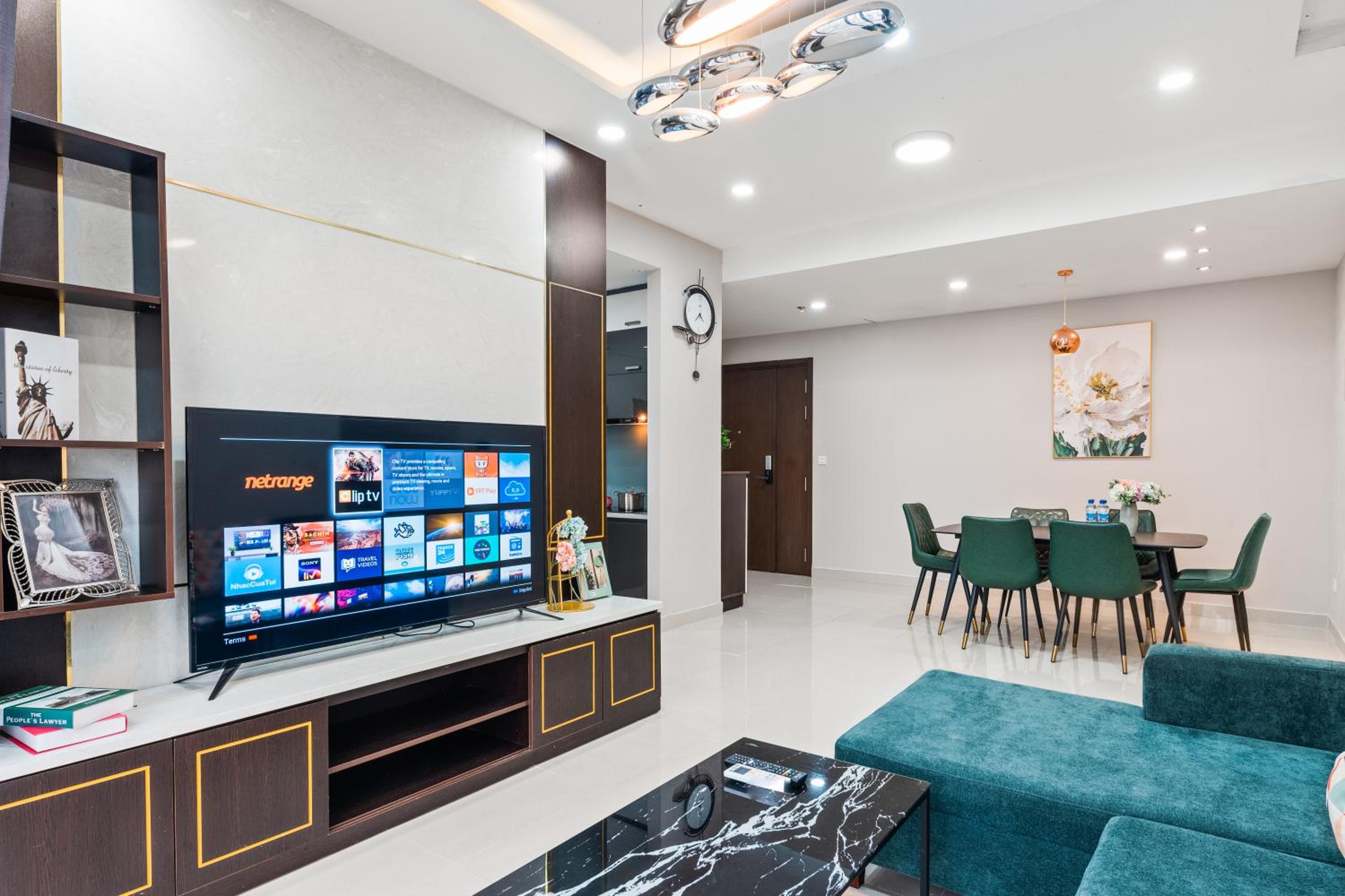 Sài Gòn Quận 4 - Căn Hộ Rivergate, Miễn Phí Hồ Bơi