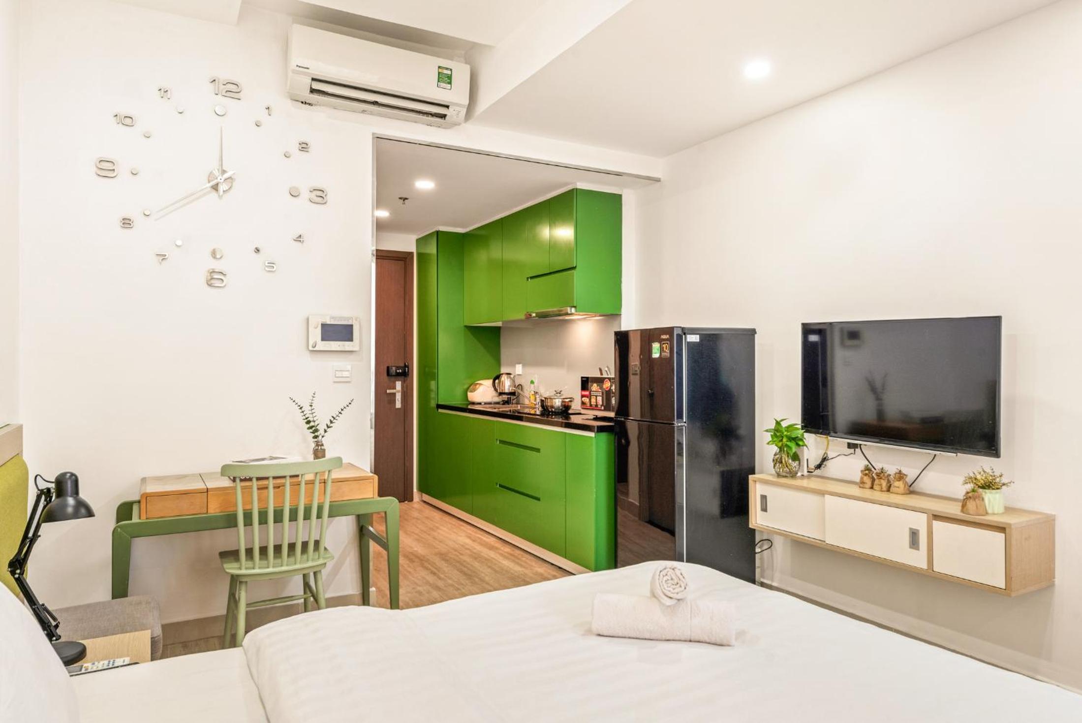 Sài Gòn Quận 4 - Căn Hộ Rivergate, Miễn Phí Hồ Bơi