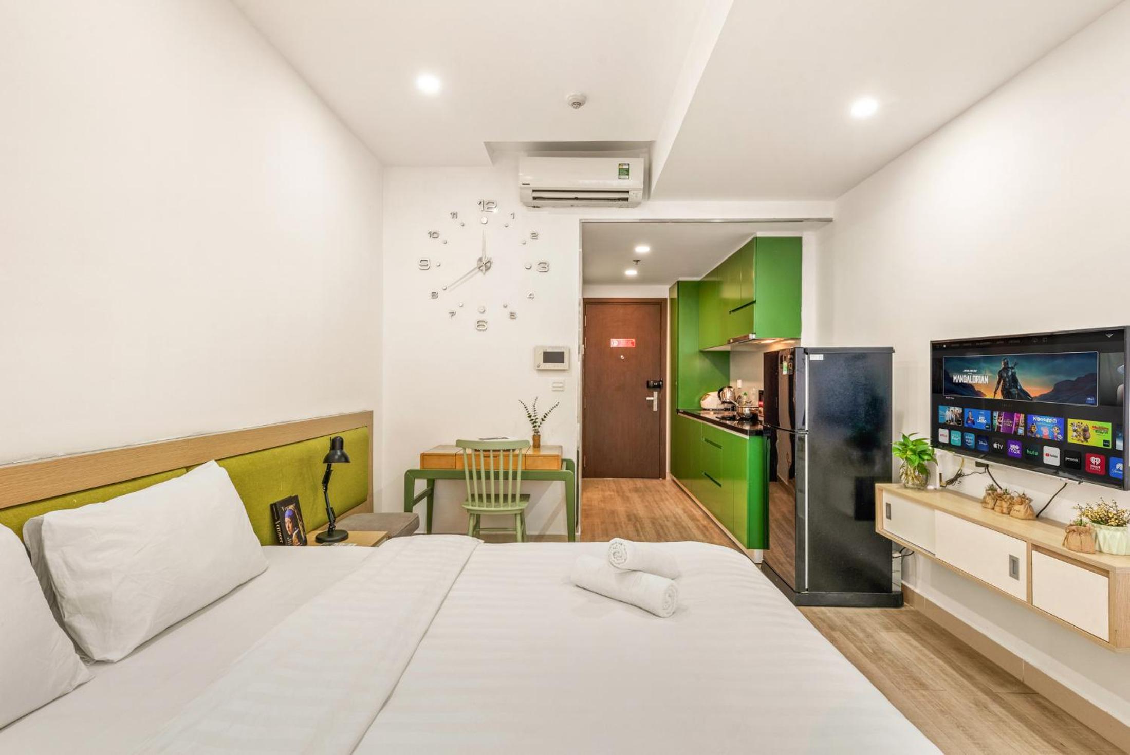 Sài Gòn Quận 4 - Căn Hộ Rivergate, Miễn Phí Hồ Bơi