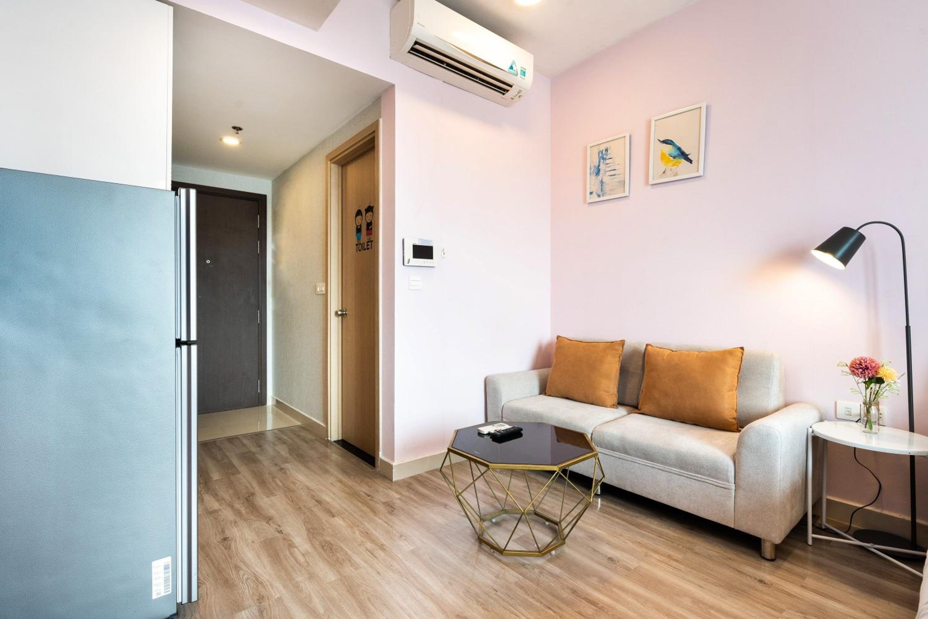 Sài Gòn Quận 4 - Căn Hộ Rivergate, Miễn Phí Hồ Bơi
