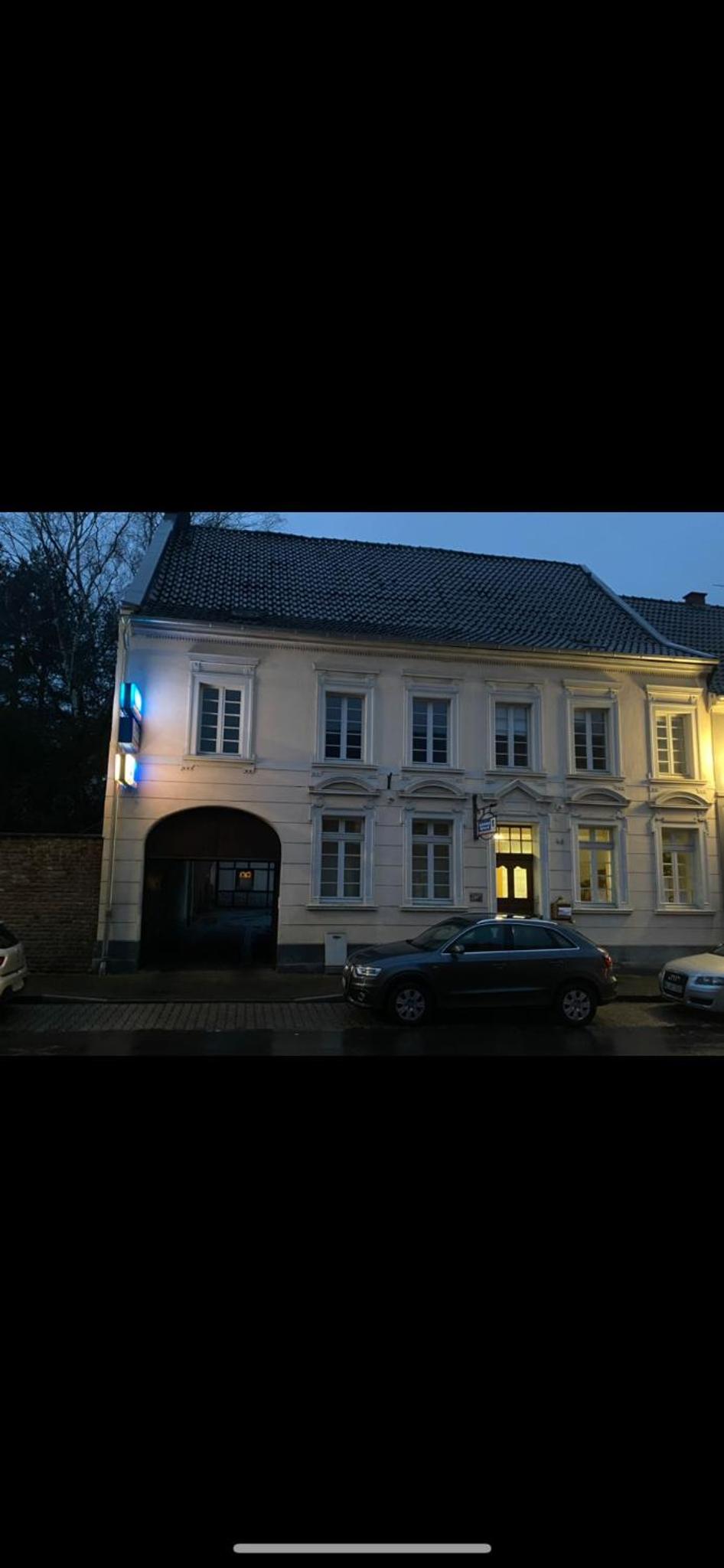 3 Zimmer Monteurswohnung in 400 Jahre alter Lateinschule LS24