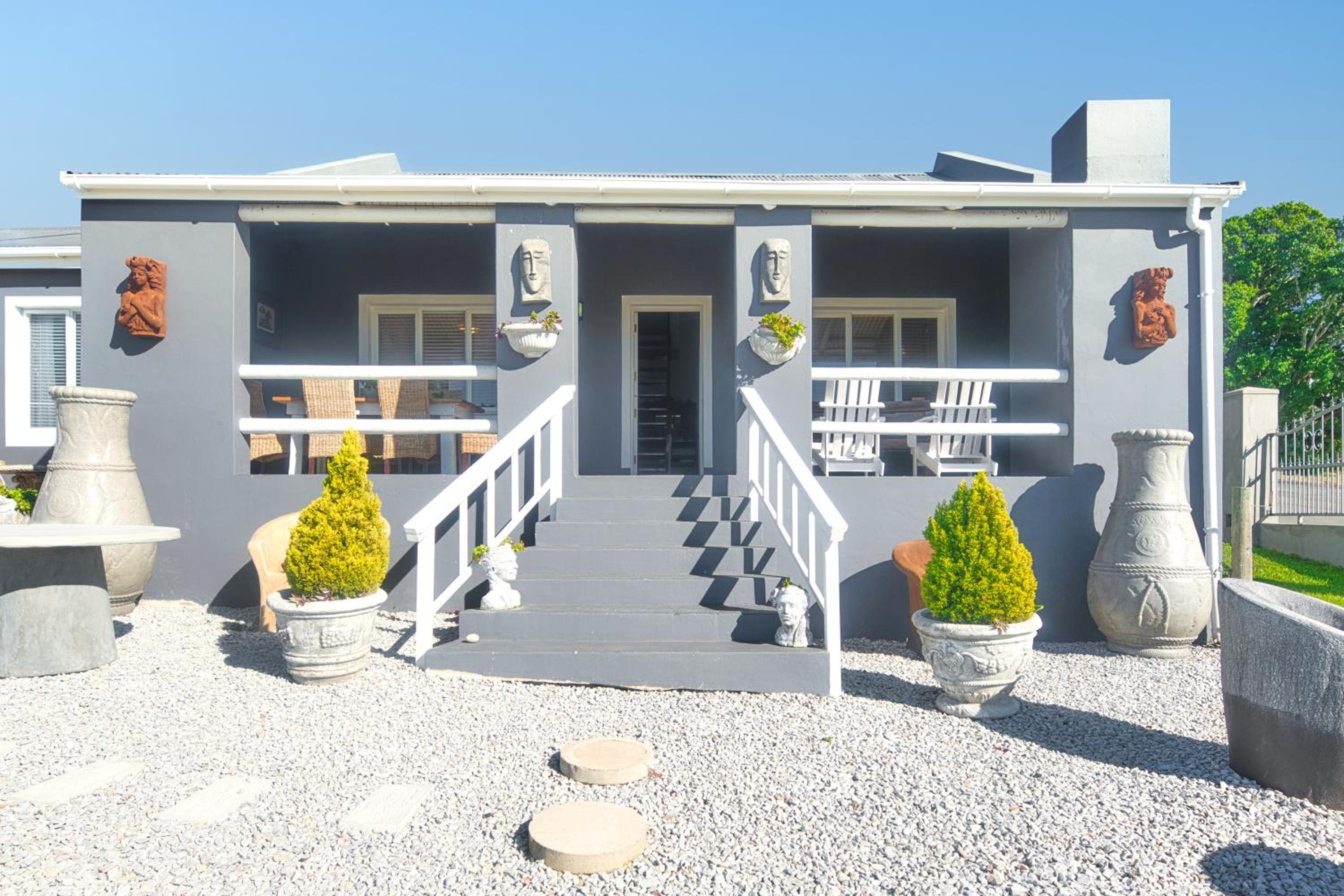 17 Hugo Street view 2