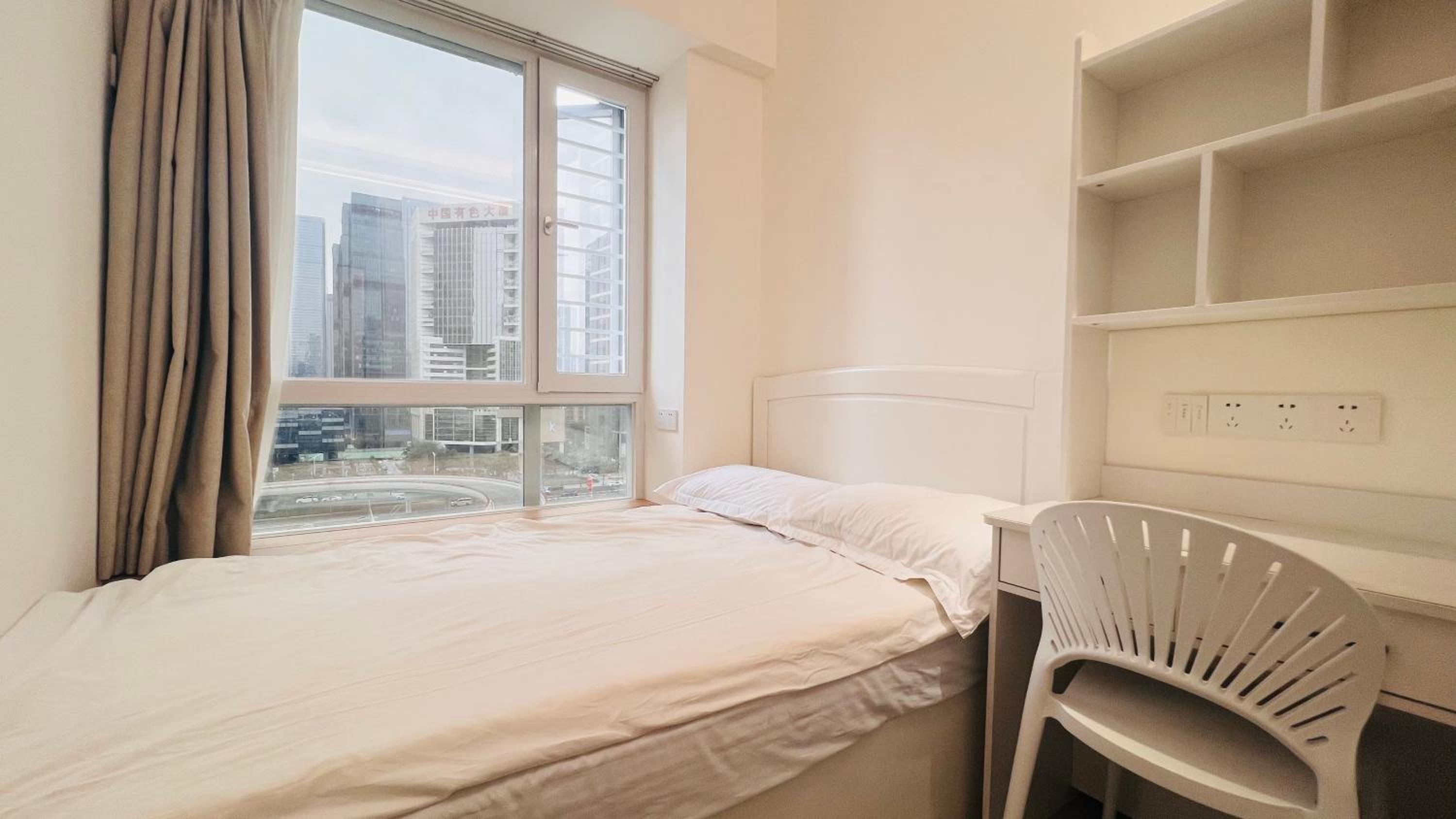 House of Great White Apartment
