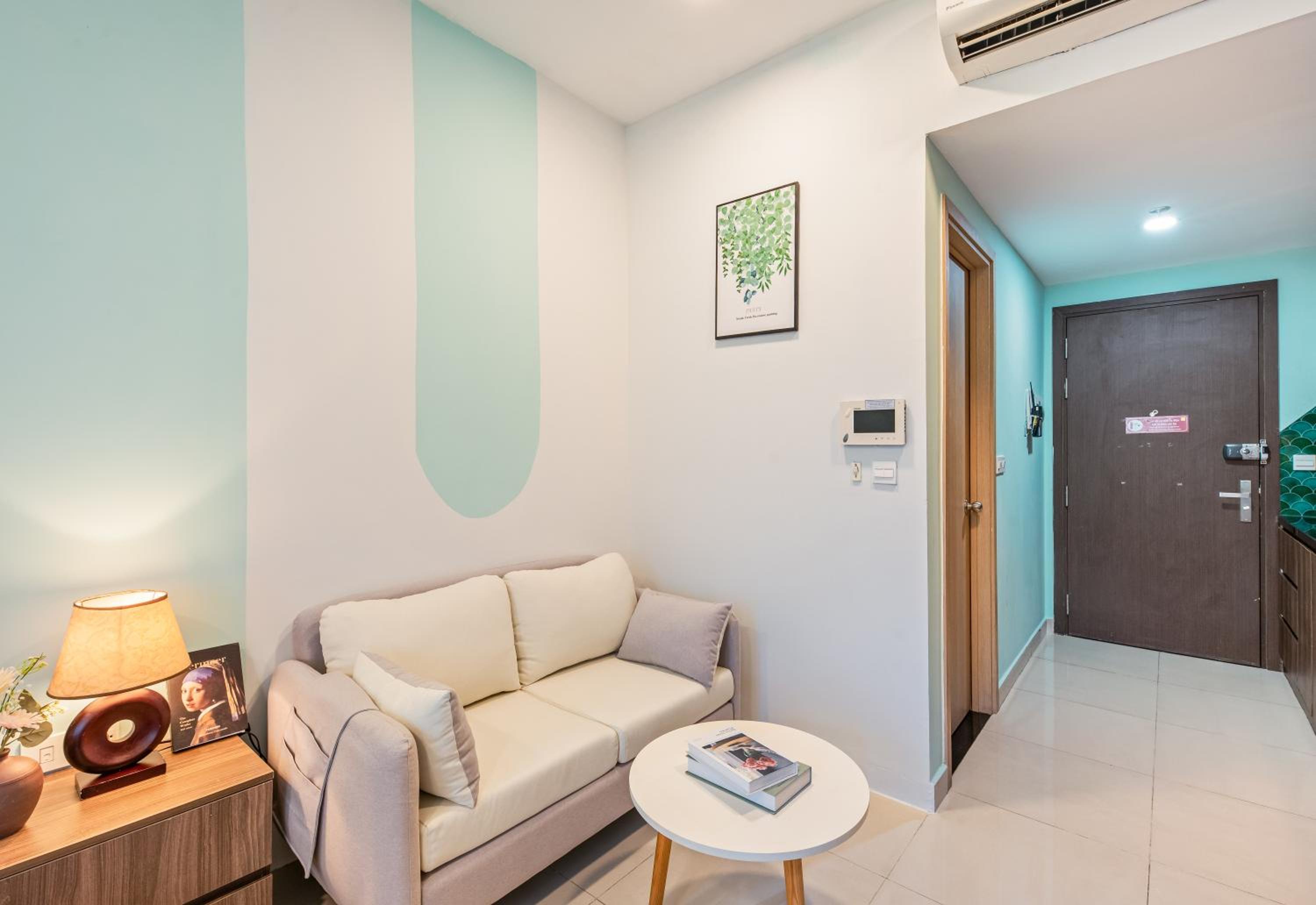 Sài Gòn Quận 4 - Căn Hộ Rivergate, Miễn Phí Hồ Bơi