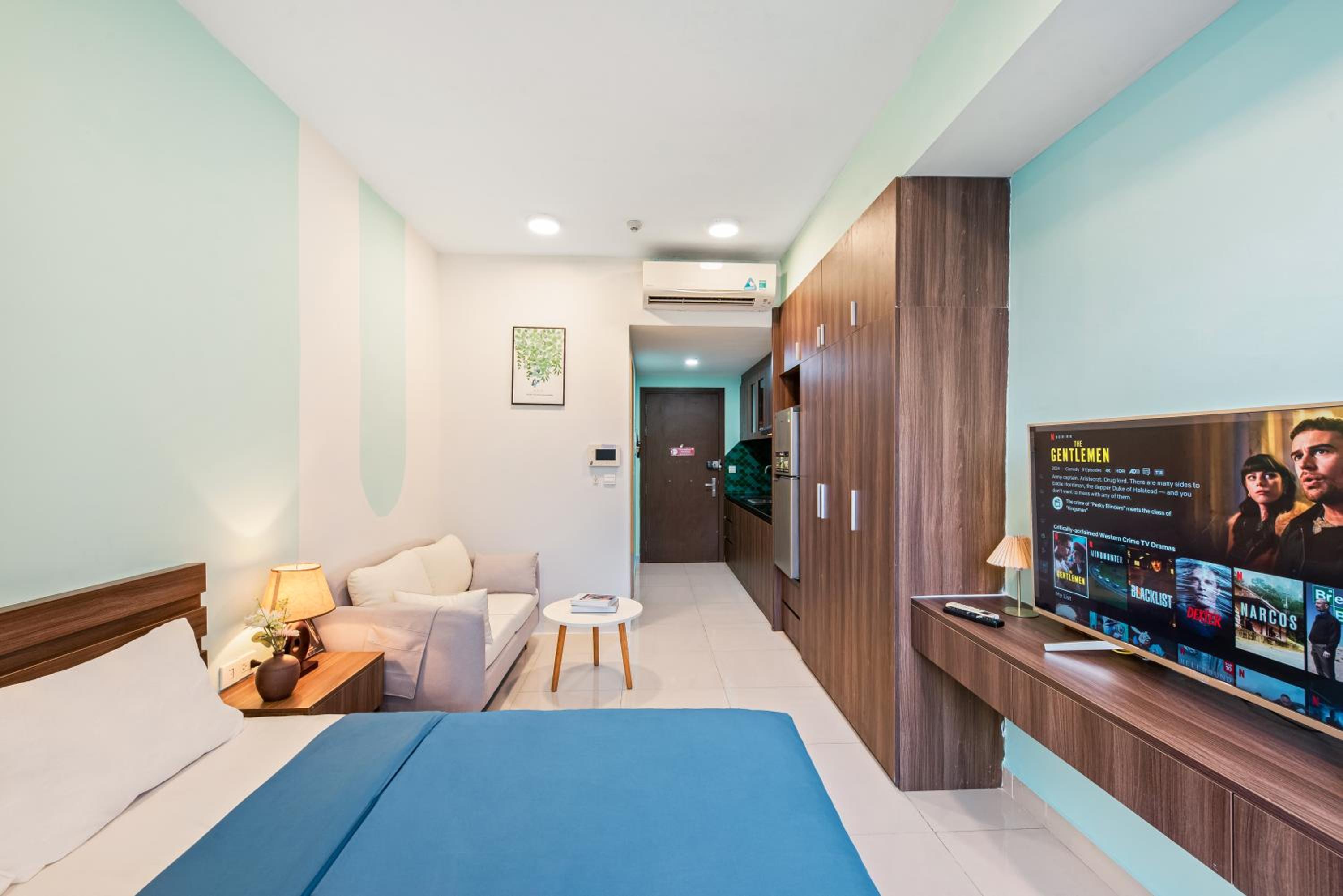 Sài Gòn Quận 4 - Căn Hộ Rivergate, Miễn Phí Hồ Bơi