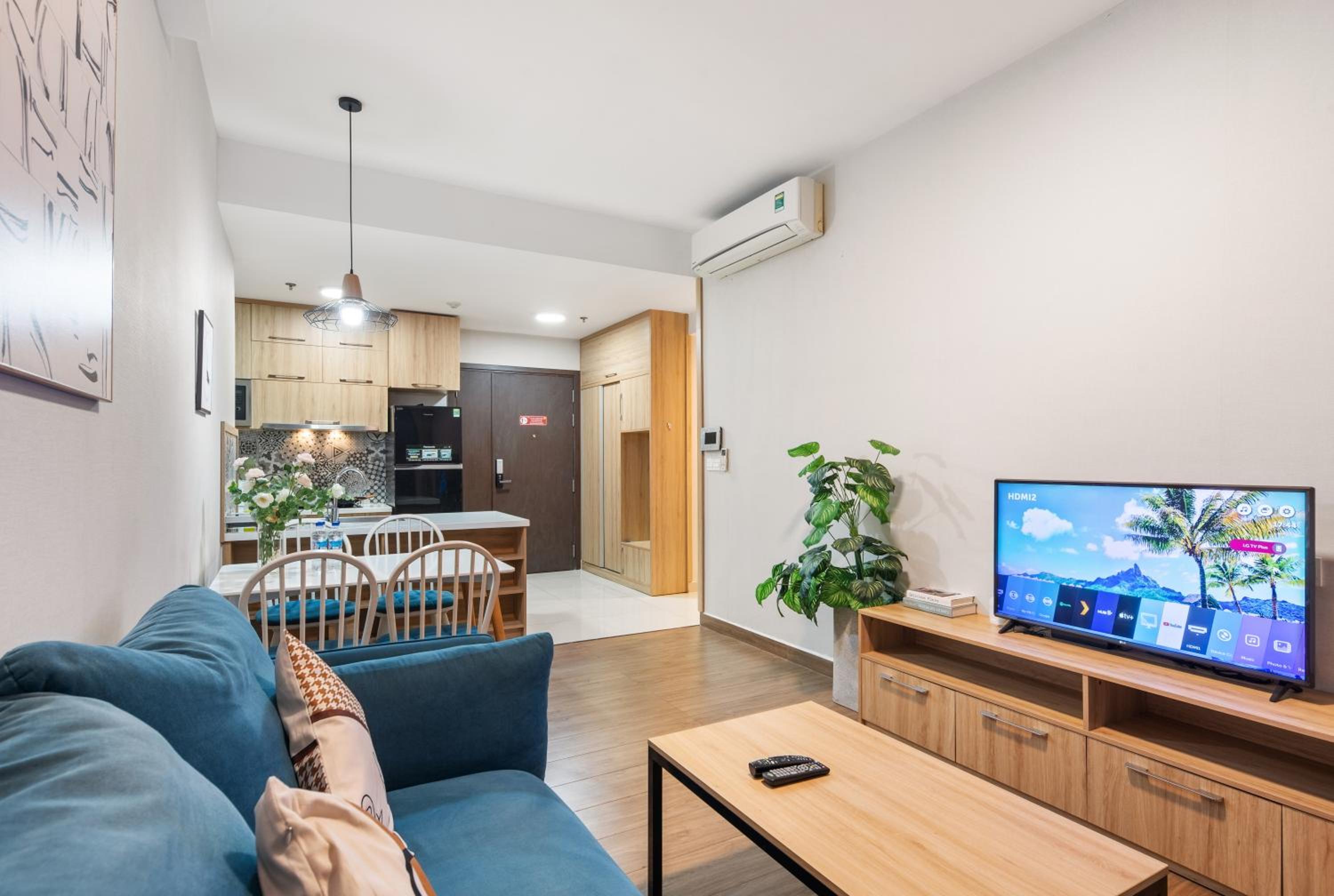 Sài Gòn Quận 4 - Căn Hộ Rivergate, Miễn Phí Hồ Bơi