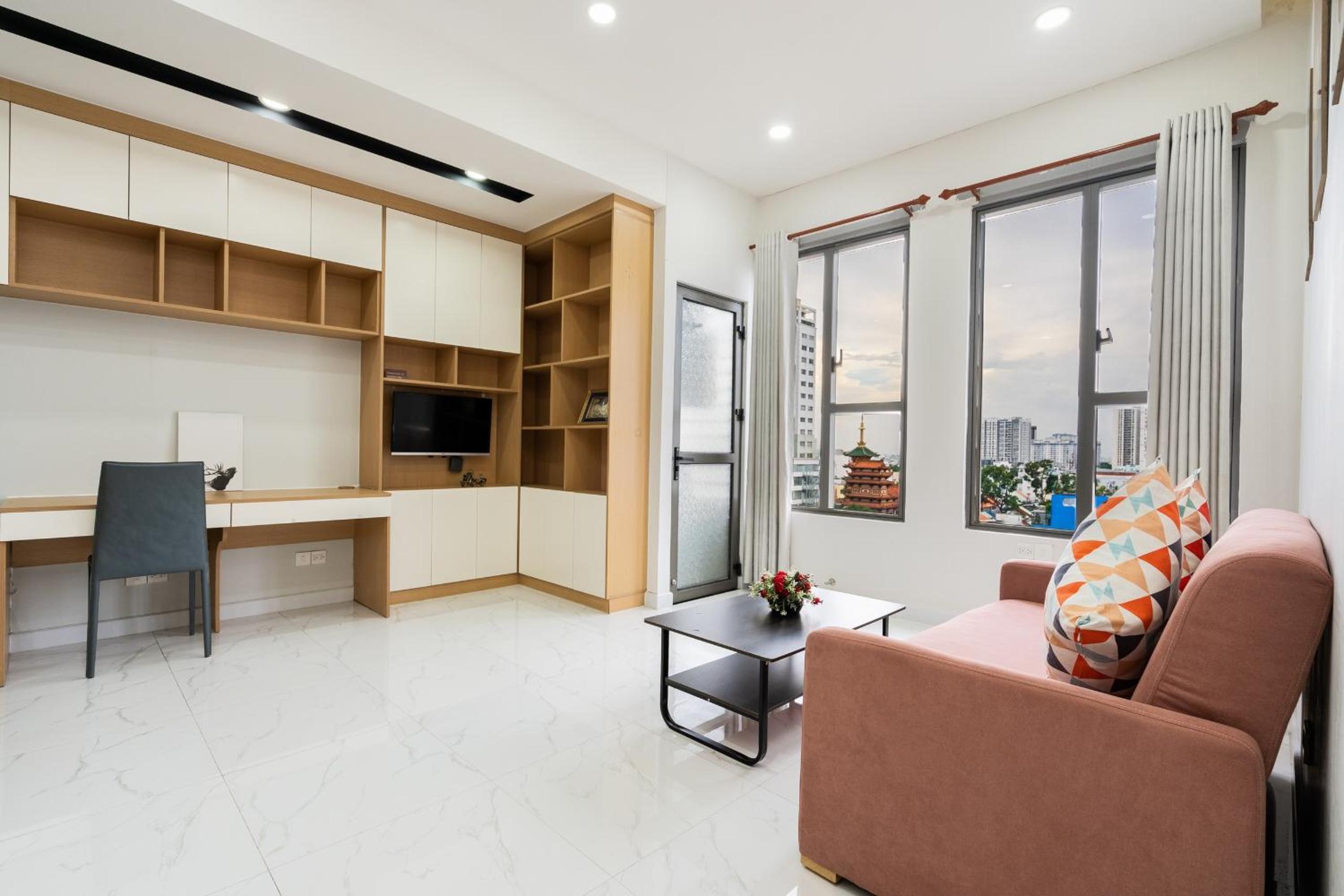 Sài Gòn Quận 4 - Căn Hộ Rivergate, Miễn Phí Hồ Bơi