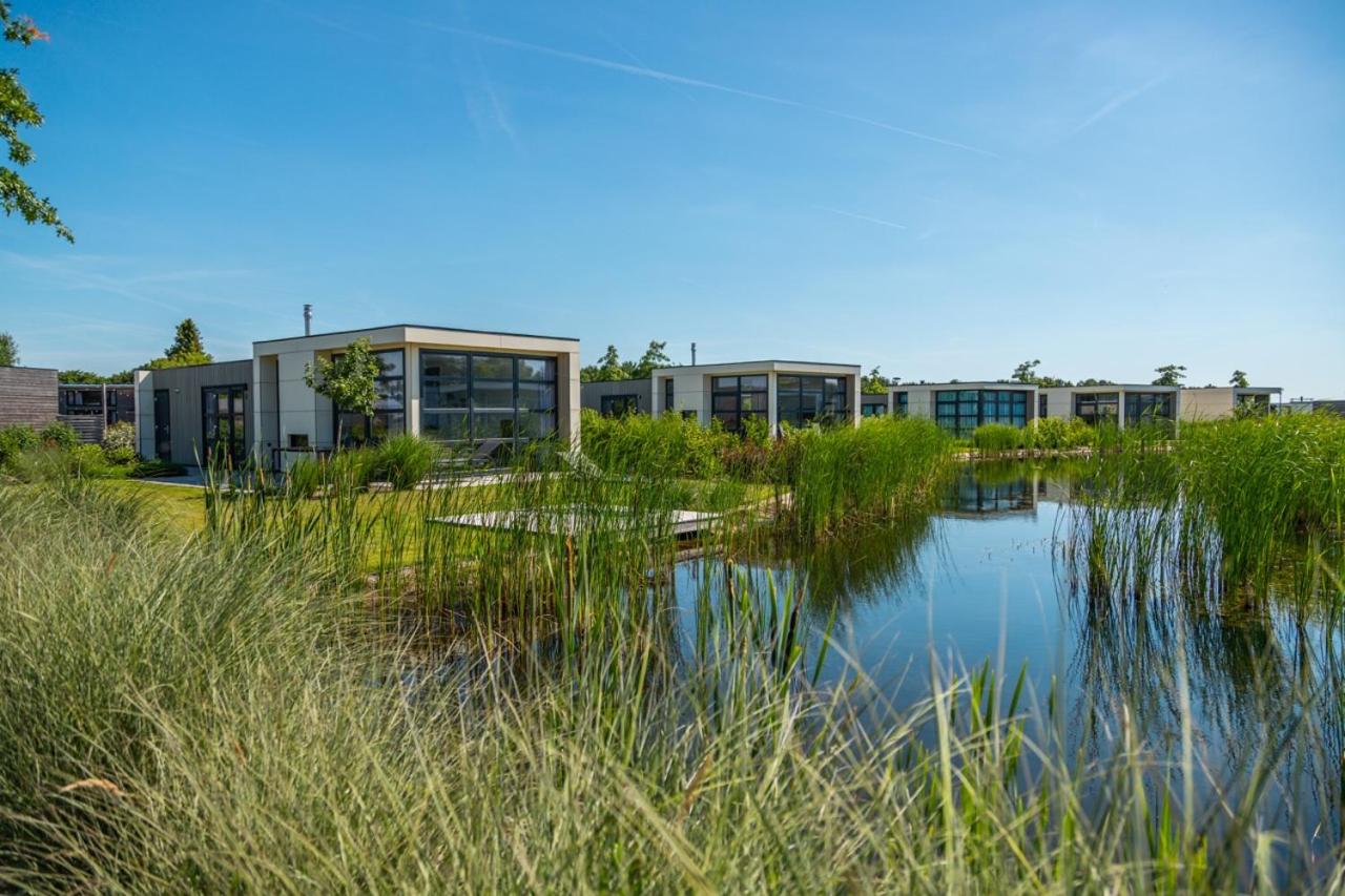Marina Strandbad Chalet IJssel Oase mit Zaun Haus Nr 77