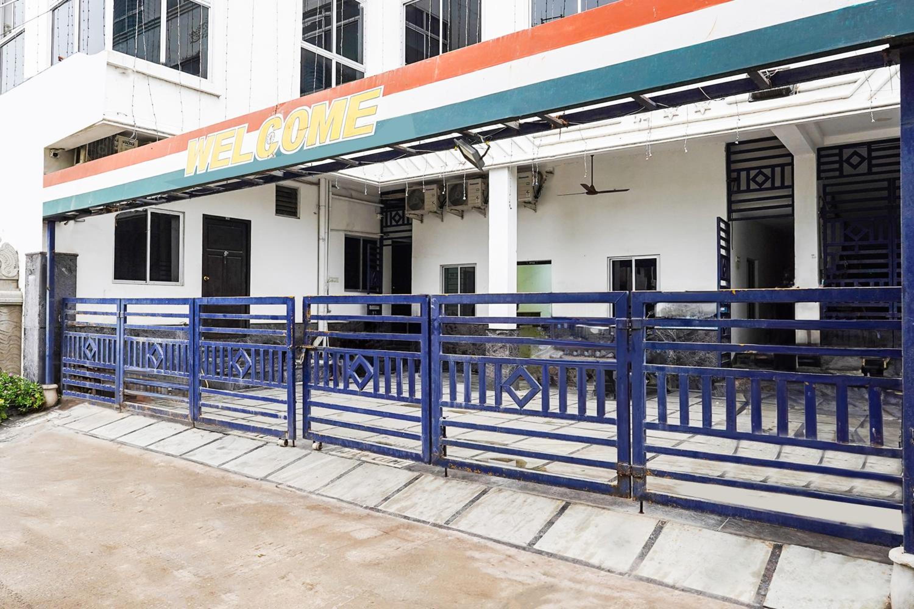 Super Hotel O Kalaingar Nagar Padappai view 3