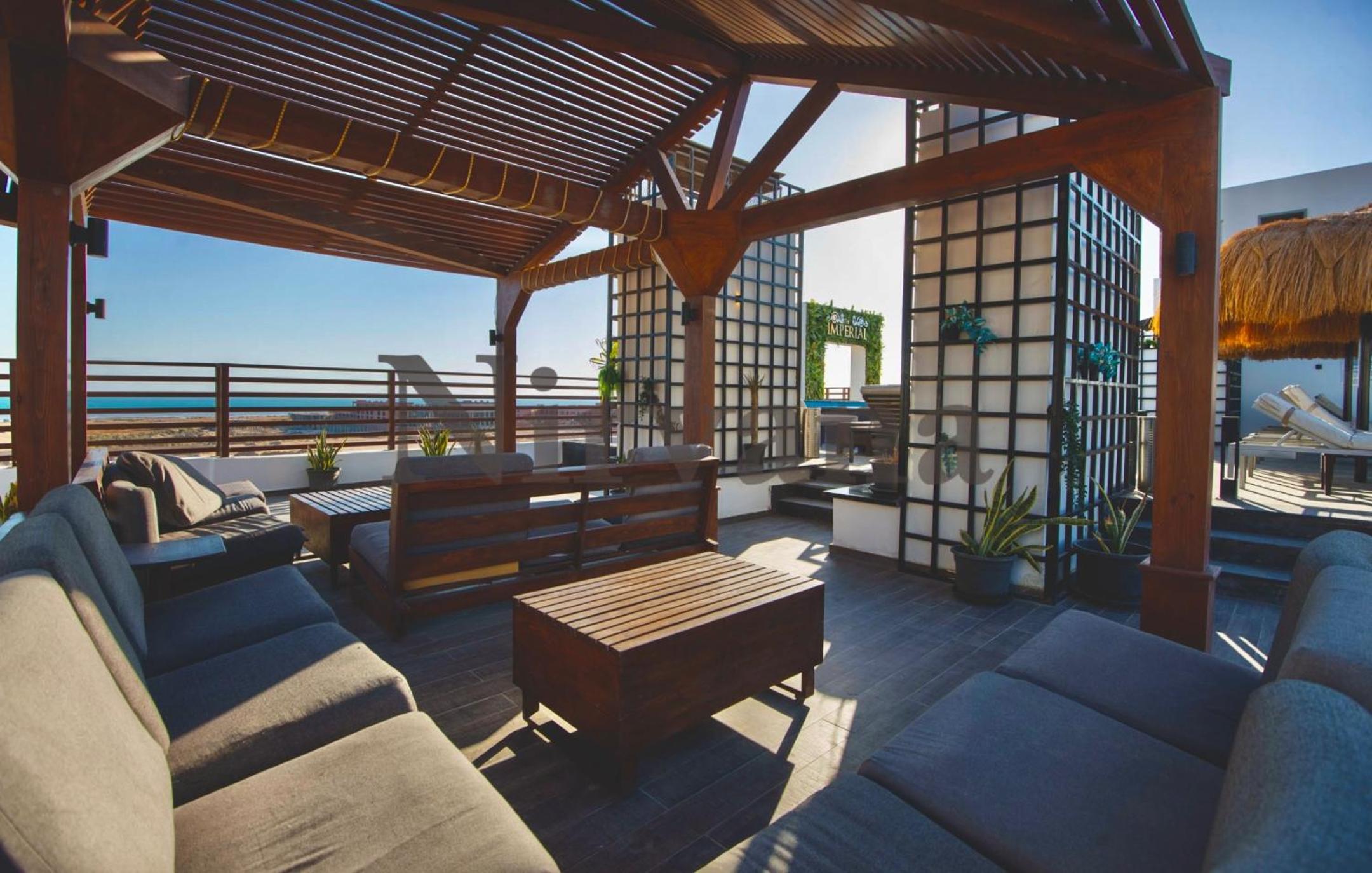 Sea View Suite Sleeps 2 with Parking
