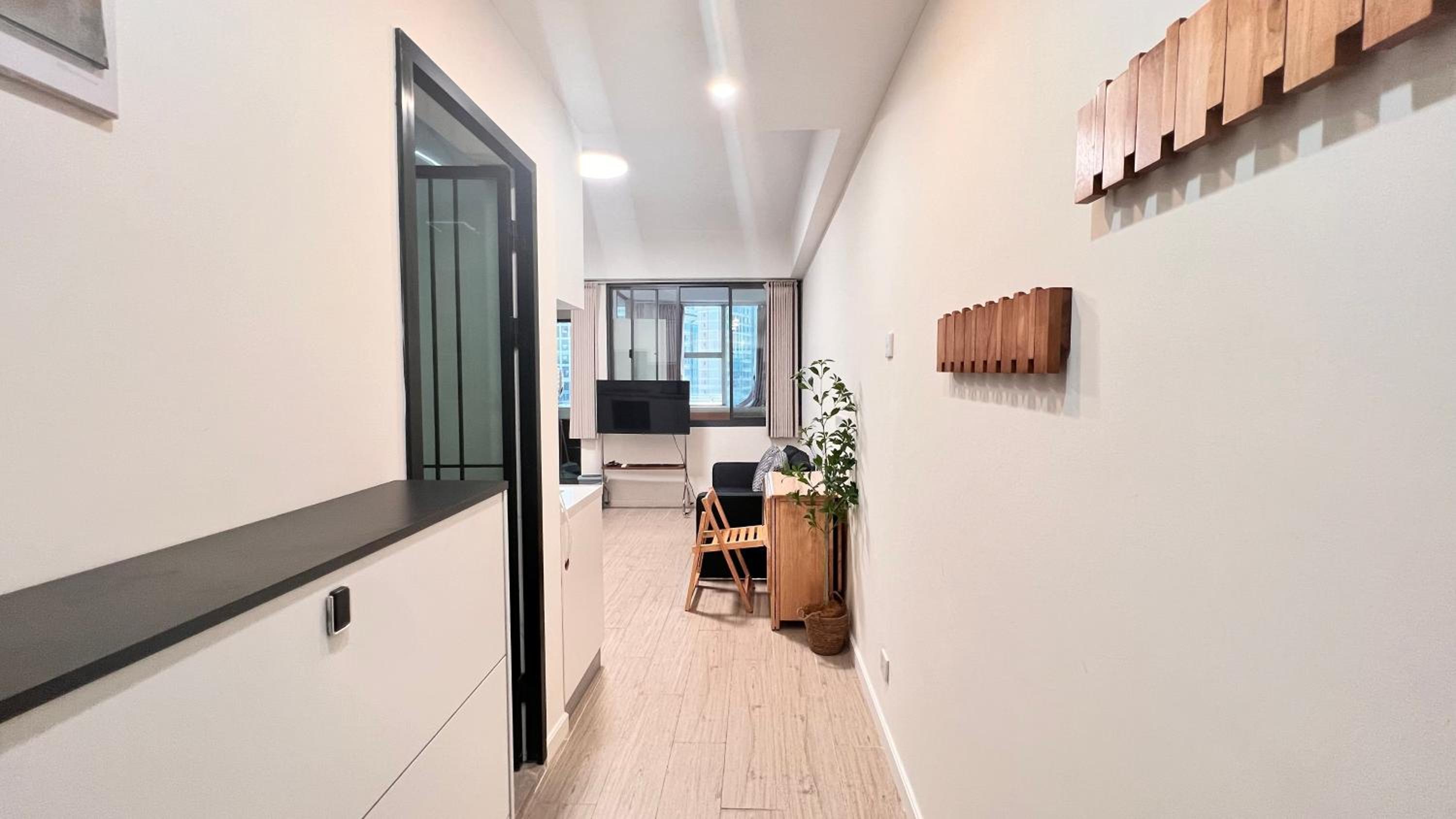 House of Great White Apartment