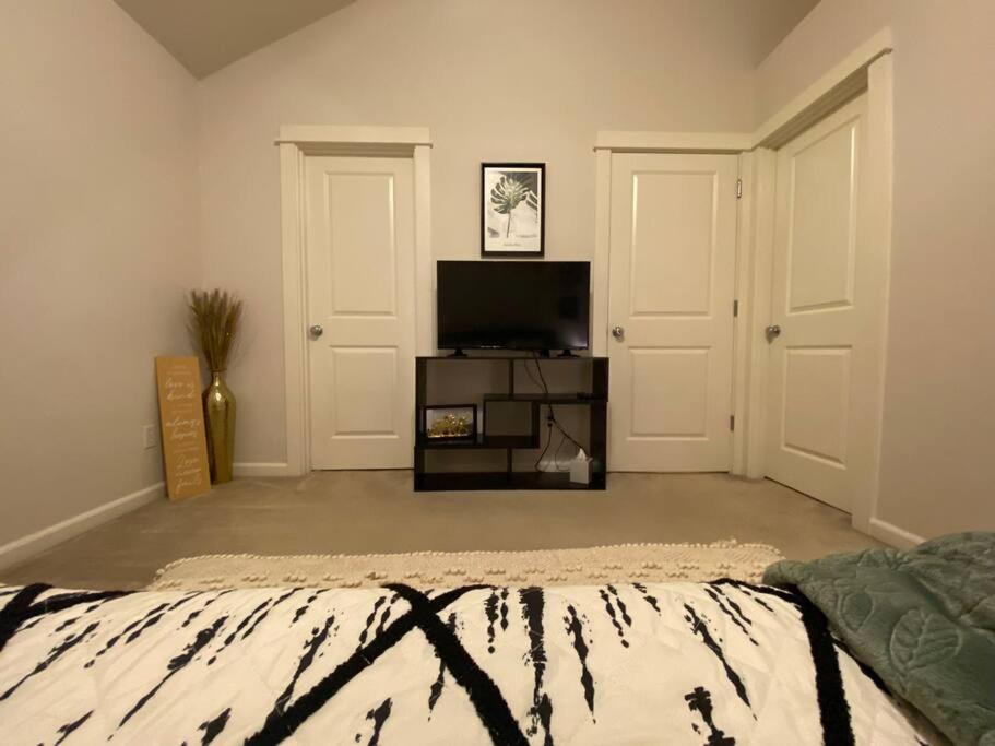 Cozy Two Bedrooms House in Beaverton view 5