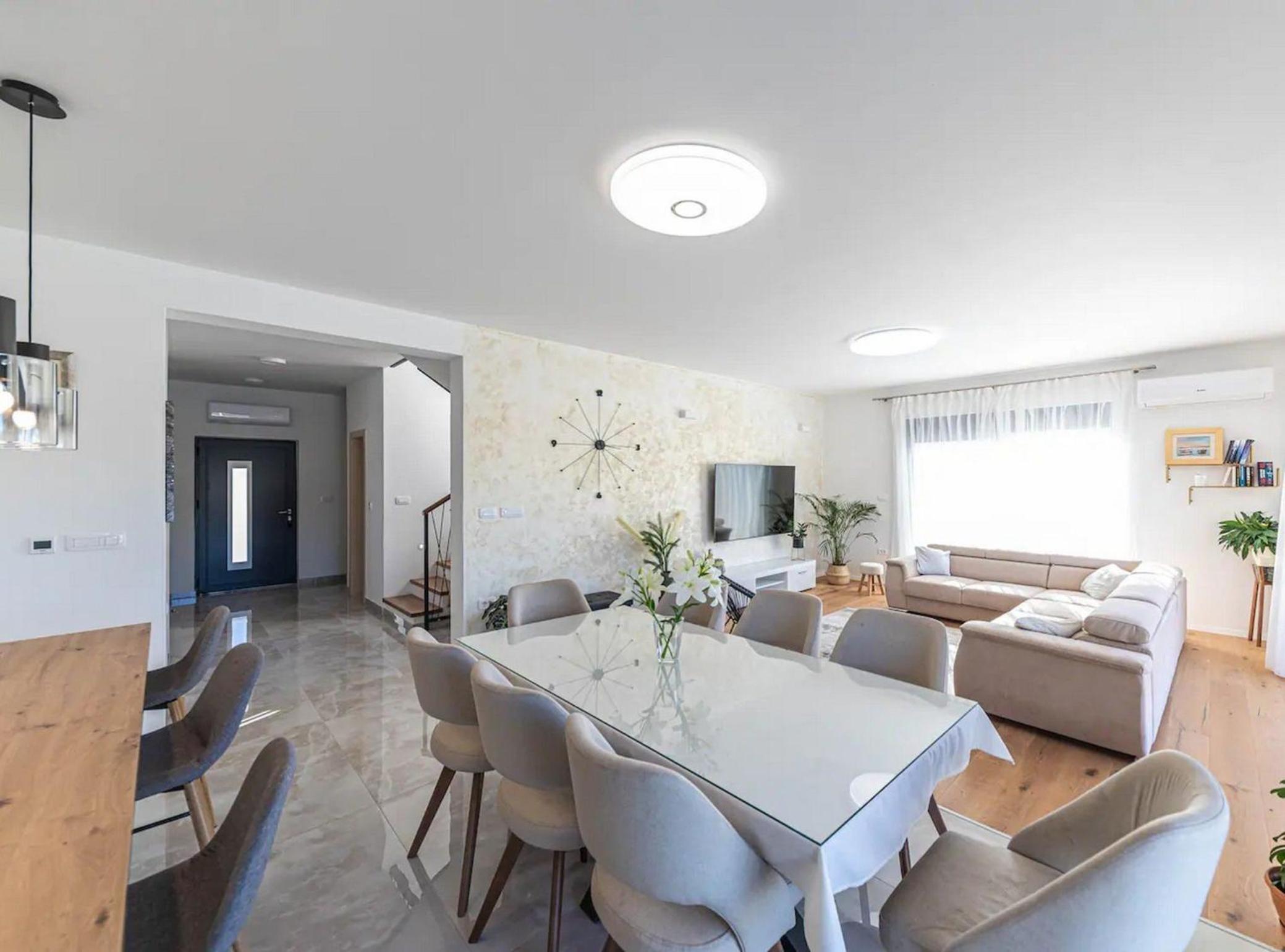 Luxurious Sanctuary Villa Primorski Dolac with Pool view 5