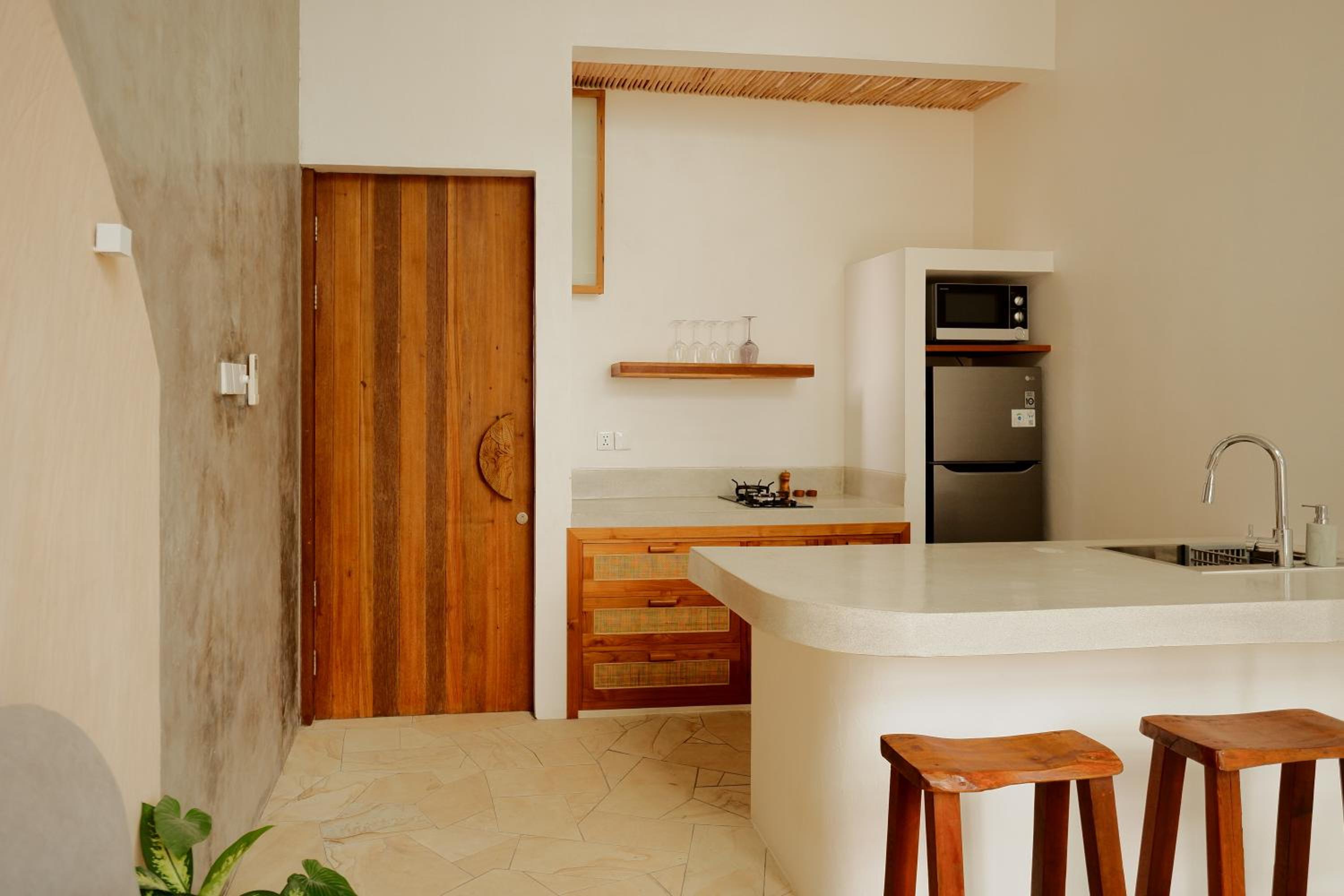 WAHA by Perla - 3BR Oasis Villa close to the beach