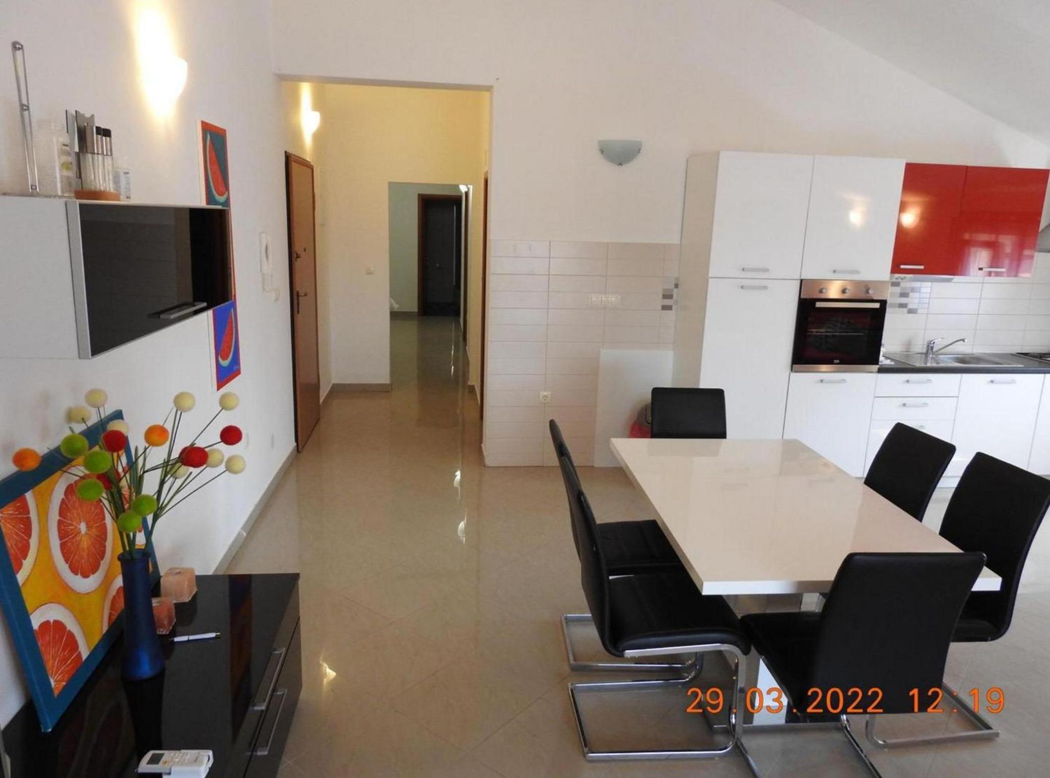 Expansive Ciovo Apartment with Sea-Views, Balcony and Outdoor Dining view 2