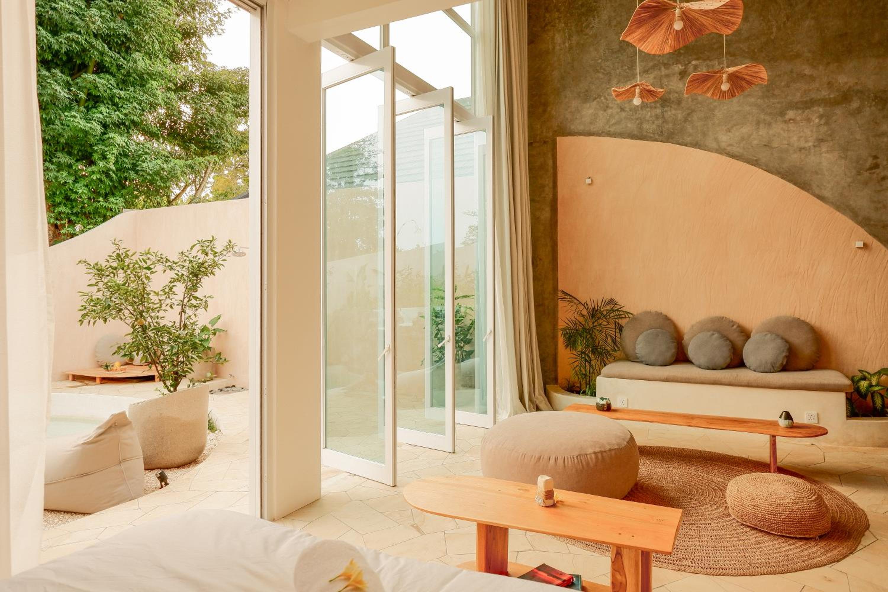 WAHA by Perla - 3BR Oasis Villa close to the beach